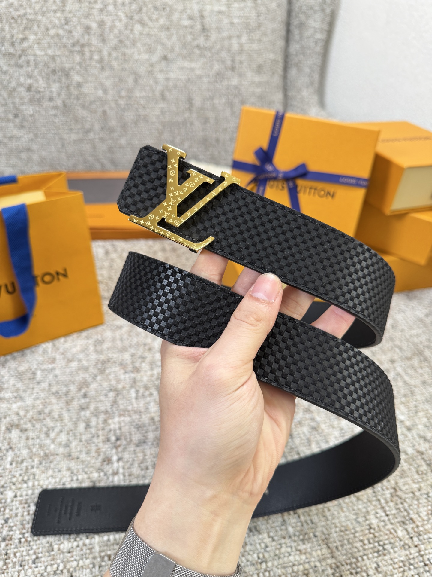 Louis Vuitton LV腰带 米格系列 原厂五金 精致手工绘边 柔软舒适 宽4.0