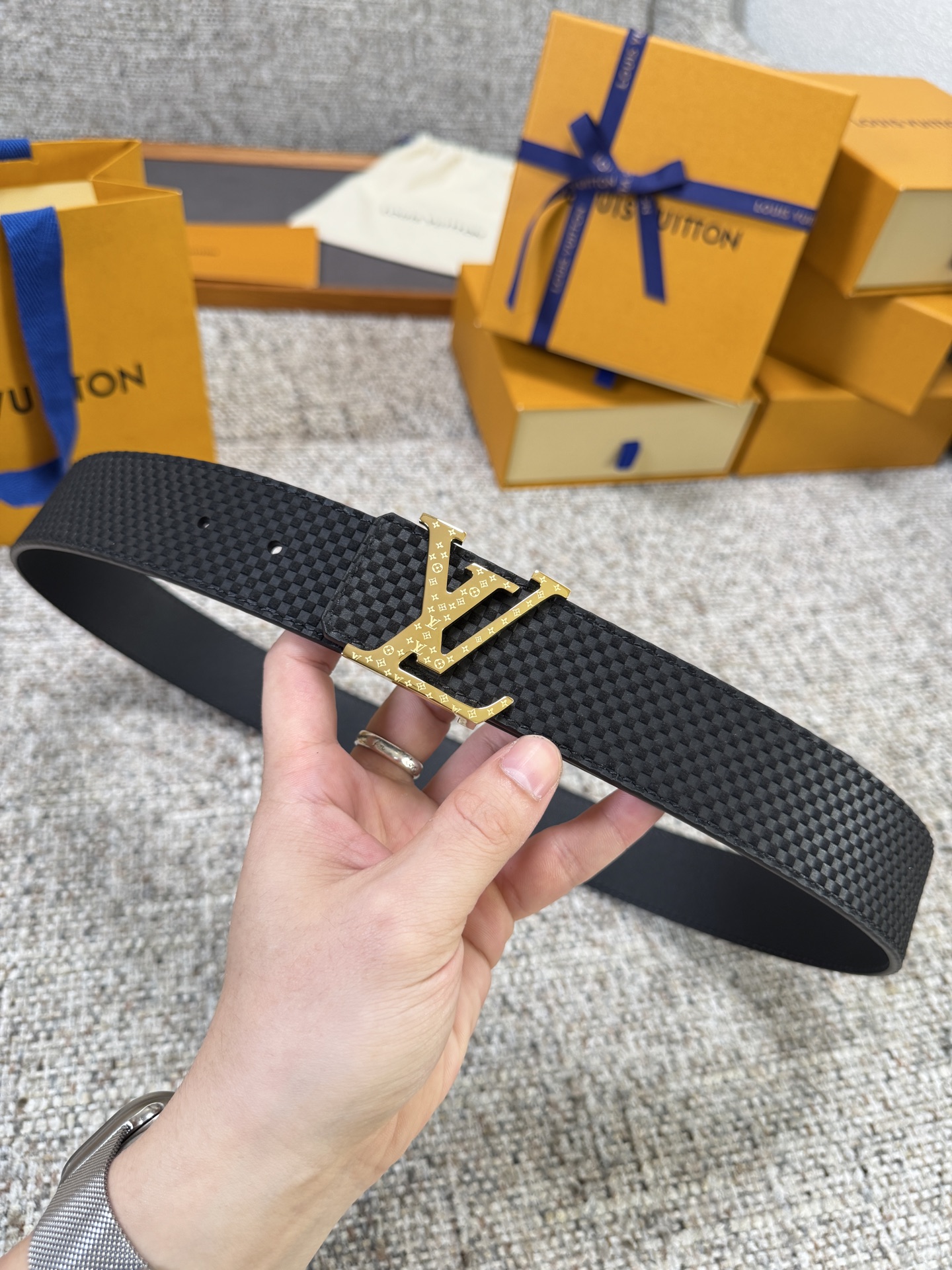 Louis Vuitton LV腰带 米格系列 原厂五金 精致手工绘边 柔软舒适 宽4.0