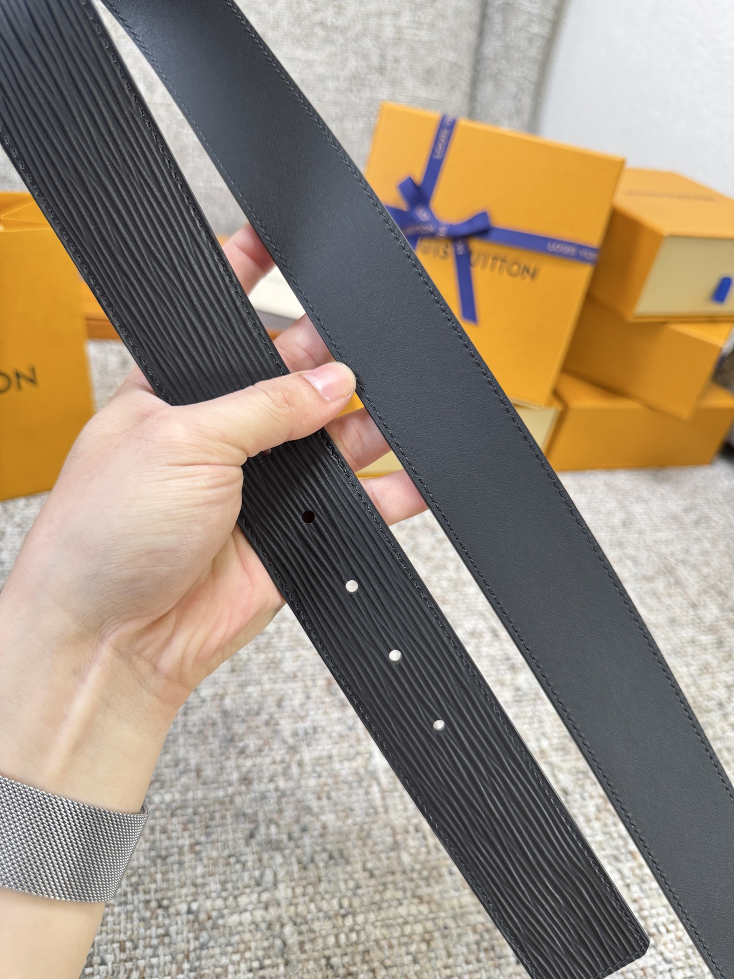 Louis Vuitton LV腰带 水波纹系列 原厂五金 精致手工绘边 柔软舒适 宽4.0