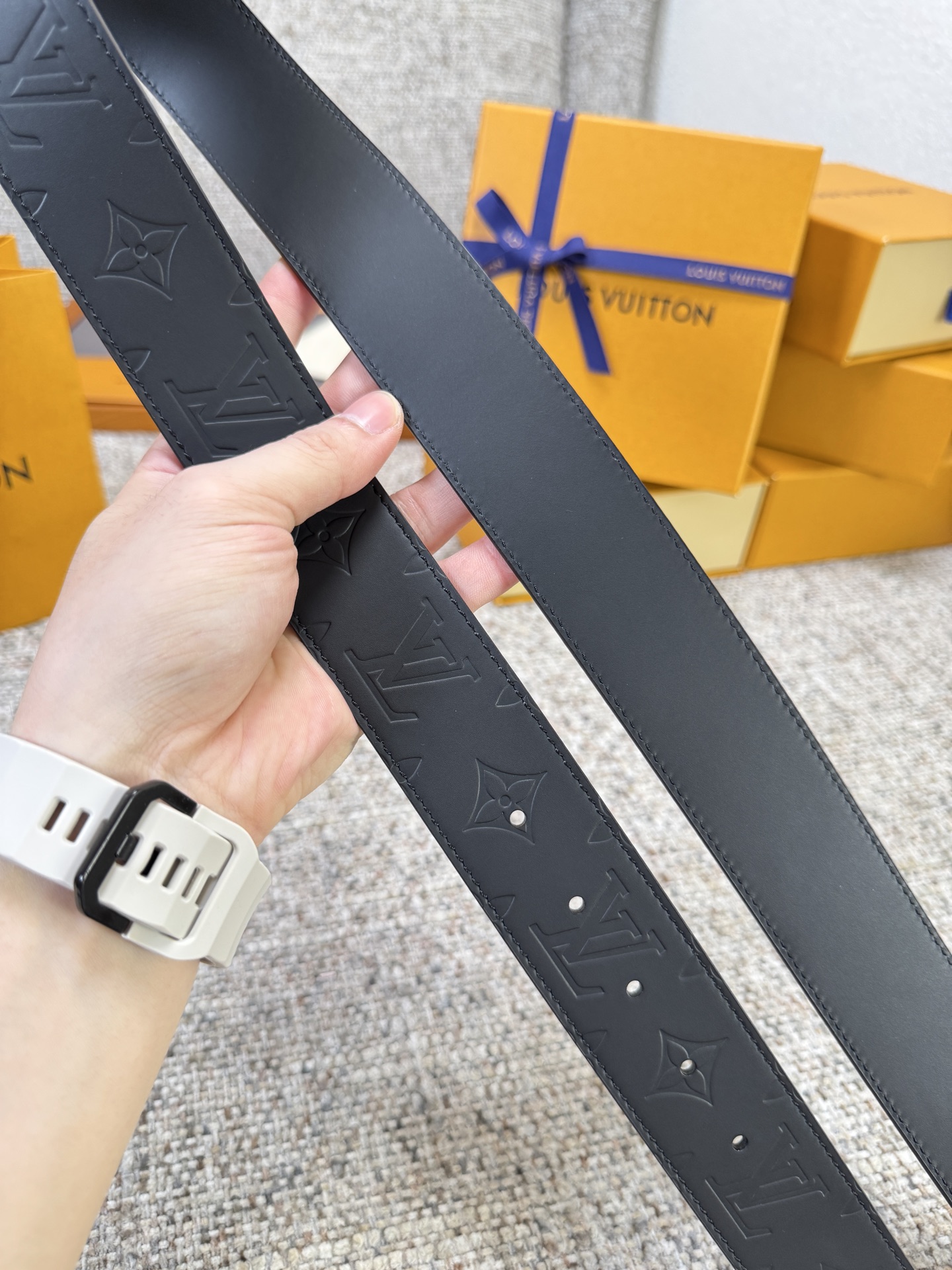Louis Vuitton LV腰带 Dimension皮底系列 原厂五金 精致手工绘边 柔软舒适 宽4.0