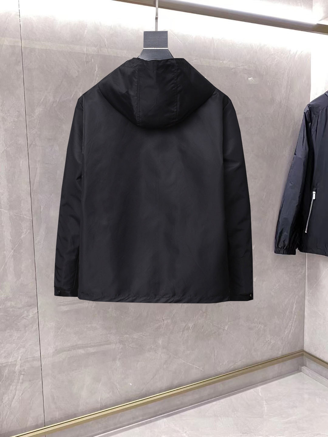 NO:861844,New Year's hot item Prada 2026 spring new men's jacket, original order, complete with three labels, high-end version!  Custom-made fabrics at the counter are highly breathable and comfortable, with impeccable details and brand element design concepts, reflecting high quality. It feels delicate and soft!  It presents a casual cut and the upper body shape is awesome!  Size M～XXXL,,prada,jackets & coats,jackets & coats,19860909新春爆款 普拉达 2026开春新款男士夹克外套,原单三标齐全高端版本！专柜定制面料 透气舒适度高,细节无可挑剔,品牌元素设计理念,体现高品质.手感细腻柔软！呈现休闲裁剪,上身版型超赞！码数M～XXXL,,prada,jackets & coats,jackets & coats,,Men's clothing