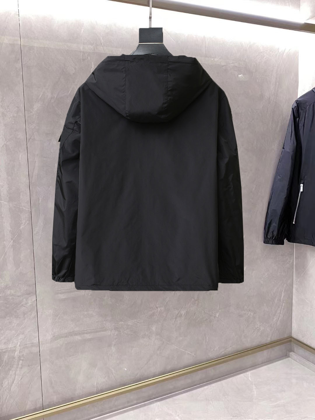 NO:861883,New Year's Hot Meng Mouth 2026 Spring New Men's Jacket, Original Order, Three Standards Complete High-End Version!  Custom-made fabrics at the counter are highly breathable and comfortable, with impeccable details and brand element design concepts, reflecting high quality. It feels delicate and soft!  It presents a casual cut and the upper body shape is awesome!  Size M～XXXL,,Moncler,jackets & coats,jackets & coats,19860909新春爆款 蒙口 2026开春新款男士夹克外套,原单三标齐全高端版本！专柜定制面料 透气舒适度高,细节无可挑剔,品牌元素设计理念,体现高品质.手感细腻柔软！呈现休闲裁剪,上身版型超赞！码数M～XXXL,,Moncler,jackets & coats,jackets & coats,,Men's clothing