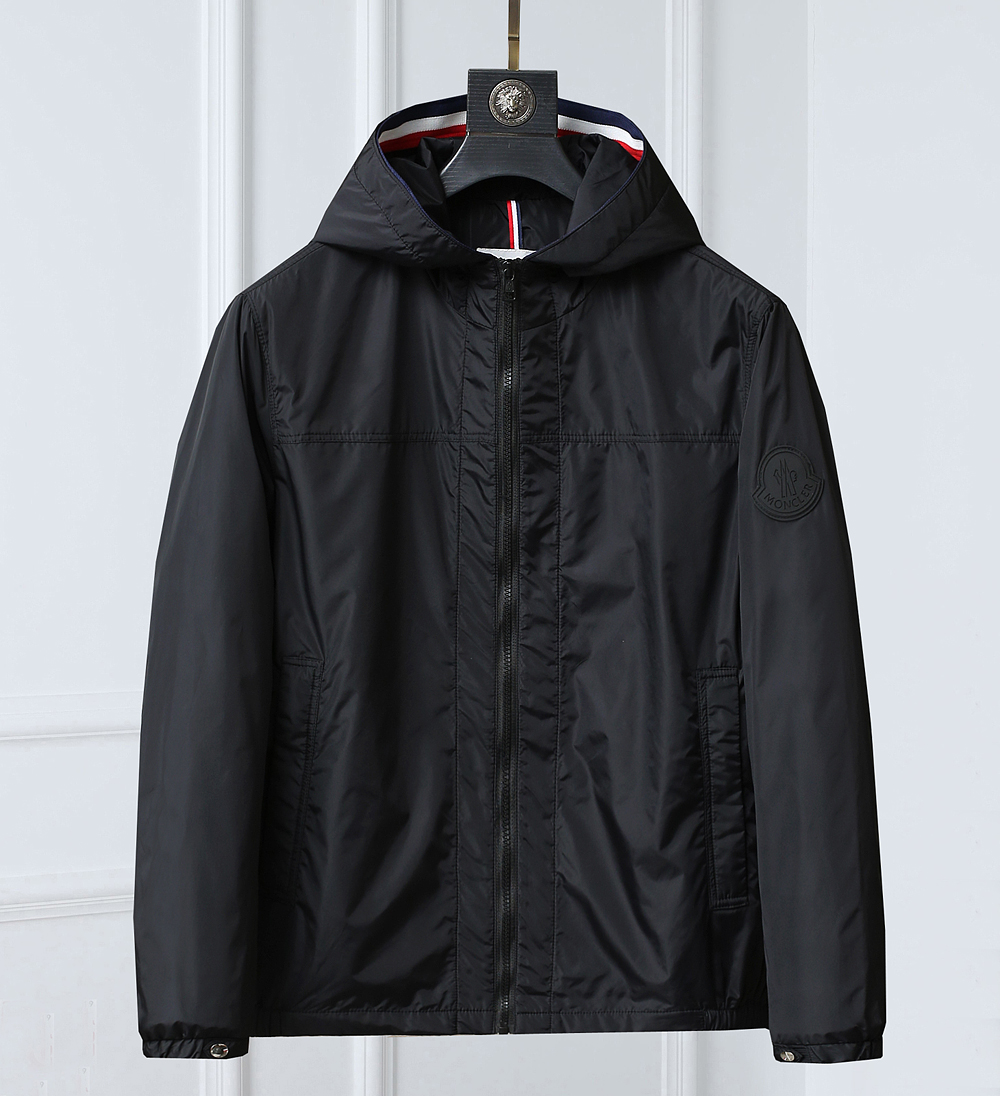 7 -sterrenkwaliteitsontwerper replica
 Moncler Kleding Jas &Jassen Mannen Lentecollectie Casual