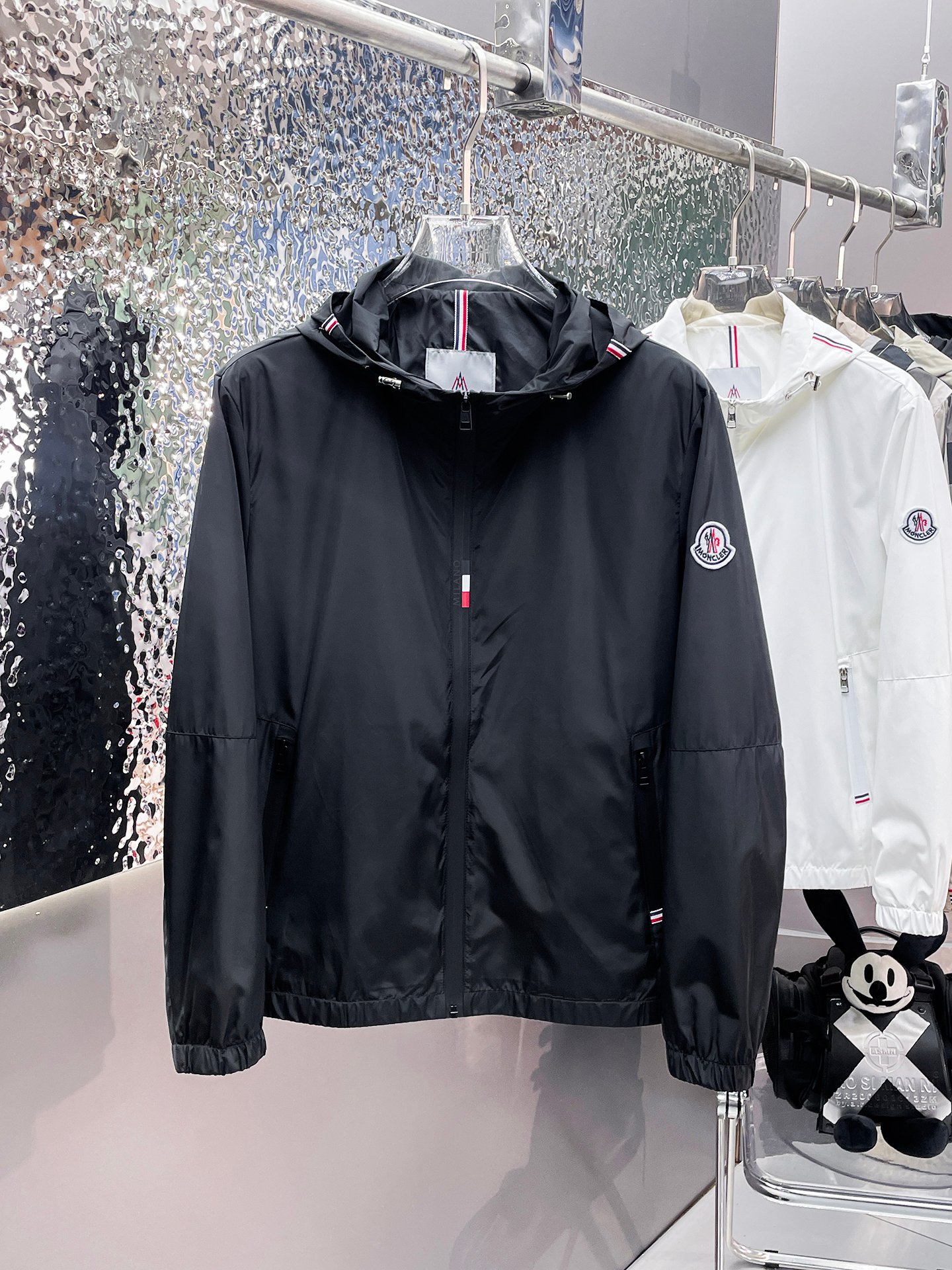 Moncler Winkel
 Kleding Jas &Jassen Mannen Lentecollectie Casual