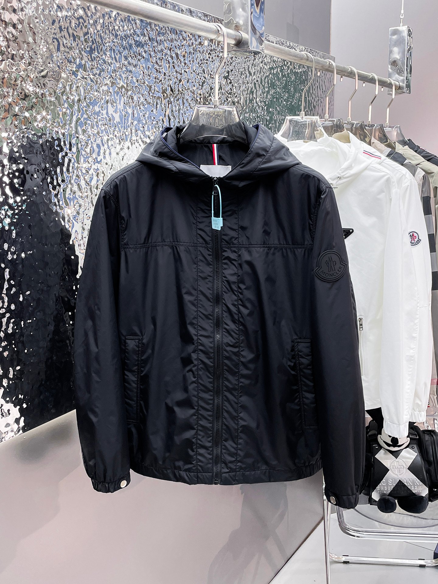 Moncler AAA+
 Kleding Jas &Jassen Mannen Lentecollectie Casual