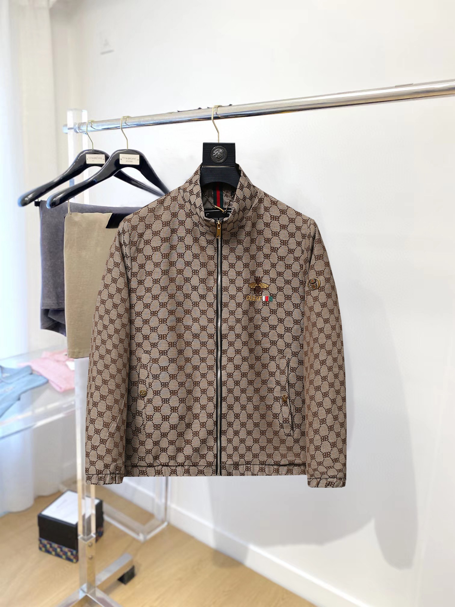 _ddz9snIomYvOG6sexF6PtbO_VenzFfbiAqZOLFA