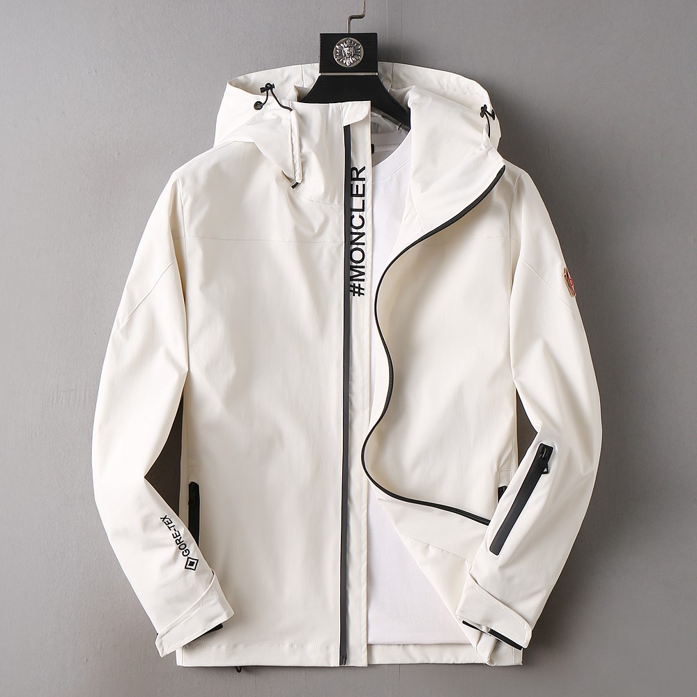 NO:910308,The hot item for autumn, the same style as the official website for Meng Mouth, sold in advance!  2026ss new autumn men's jackets, original single three-standard high-end version!  With hidden hood, custom-made fabrics at the counter, highly breathable and comfortable, impeccable details, brand element design concept, reflecting high quality. It feels delicate and soft!  It presents a casual cut and the upper body shape is awesome!  Size M～3XL, maximum wearing capacity is 195 catties.,,Moncler,jackets & coats,jackets & coats,hats,19860909开秋爆款,蒙口 官网同款,提前发售！2026ss开秋新款男士夹克外套,原单三标齐全高端版本！带隐藏帽,专柜定制面料 透气舒适度高,细节无可挑剔,品牌元素设计理念,体现高品质.手感细腻柔软！呈现休闲裁剪,上身版型超赞！码数M～3XL,最大穿195斤.,,Moncler,jackets & coats,jackets & coats,hats,,Men's clothing