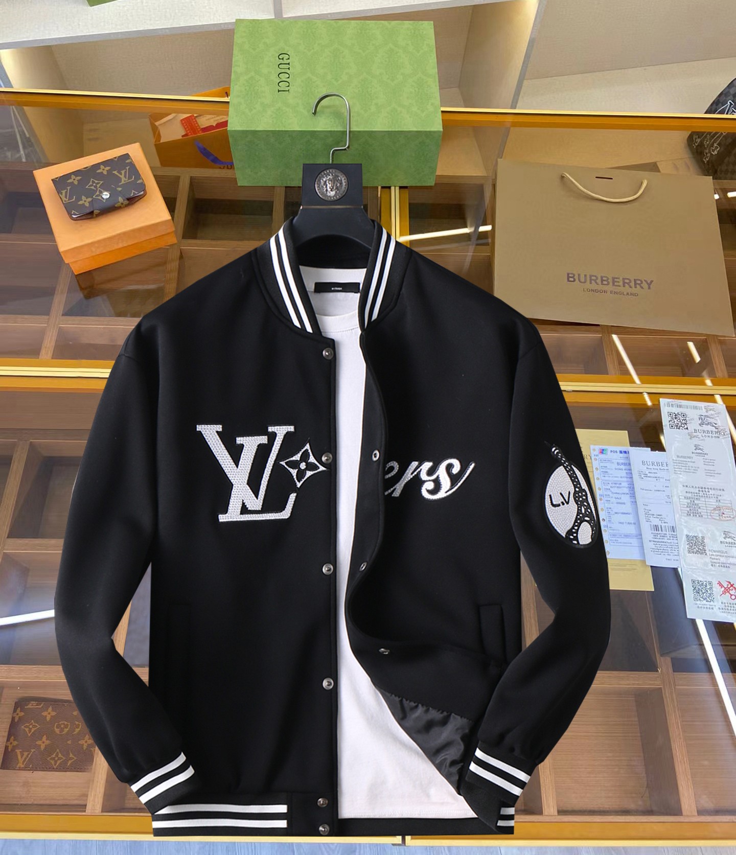 Louis Vuitton Replicas
 Clothing Coats & Jackets Online China
 Men Spring Collection Casual