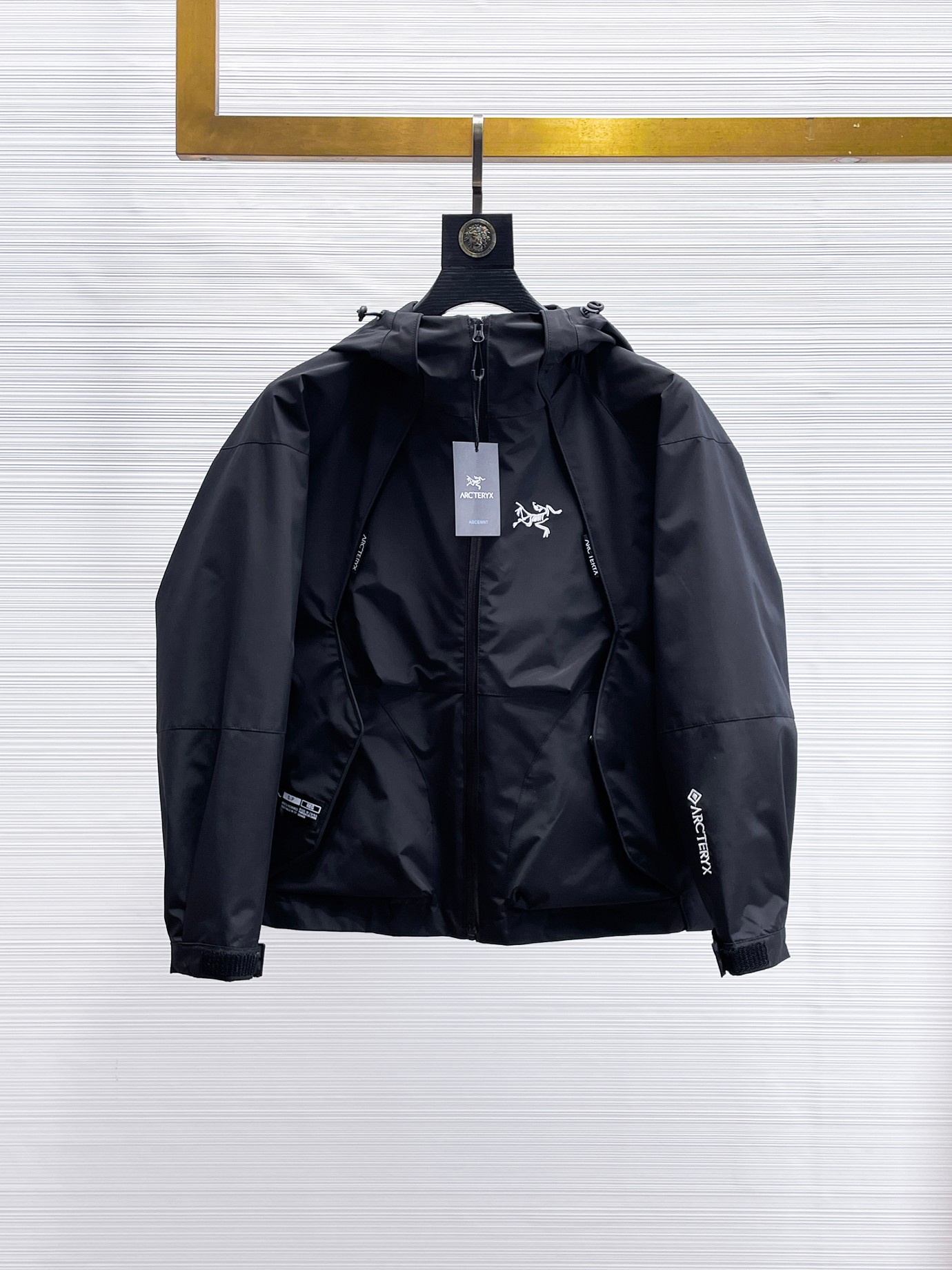 Arc'teryx 2025SS Men's Jacket: Breathable, Comfortable, and High-Quality 2 a1709719366339 4847