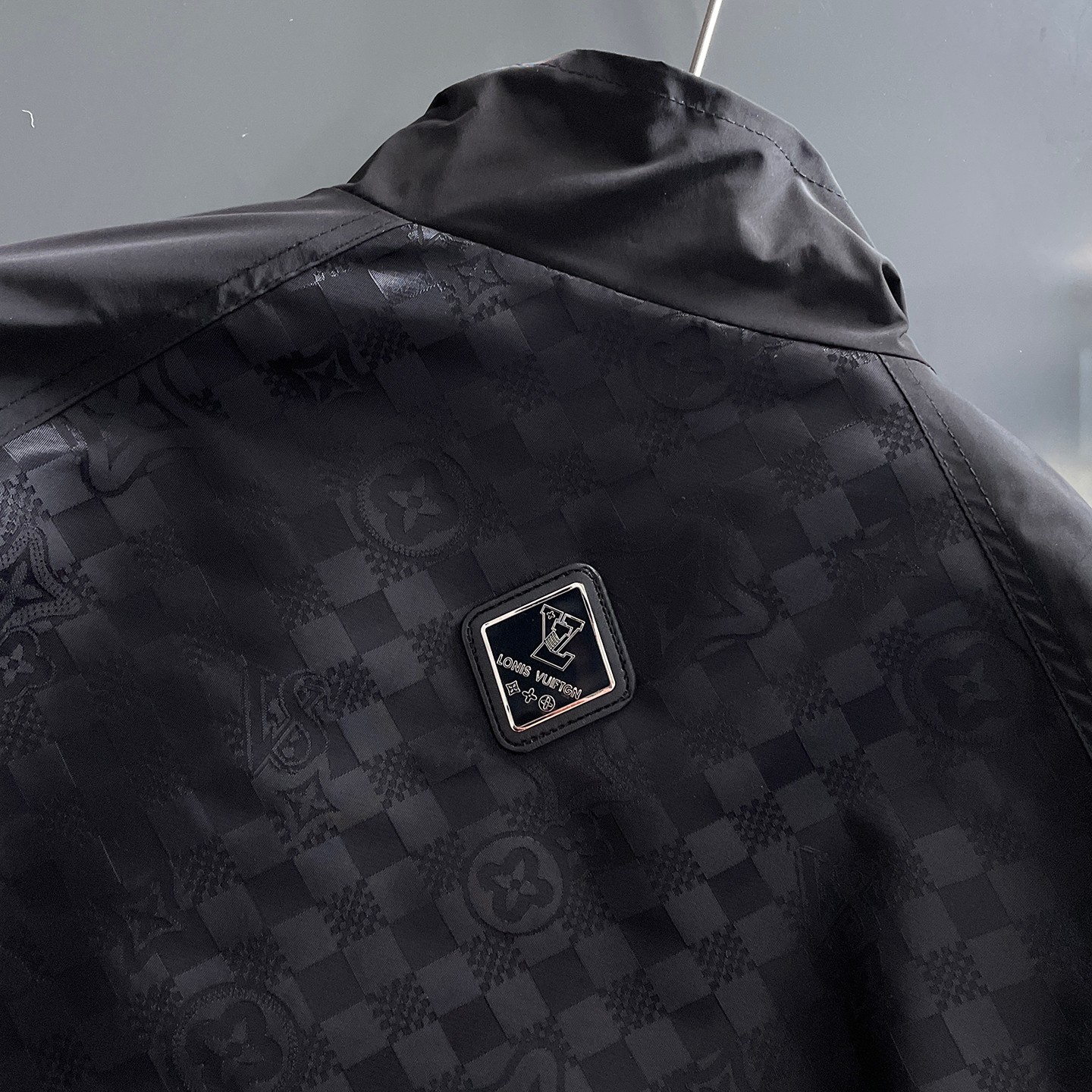 Louis Vuitton LV 三标齐全 提前发售 2026ss开春新款男士夹克外套 三标齐全高端版本 定制面料 透气舒适度高
