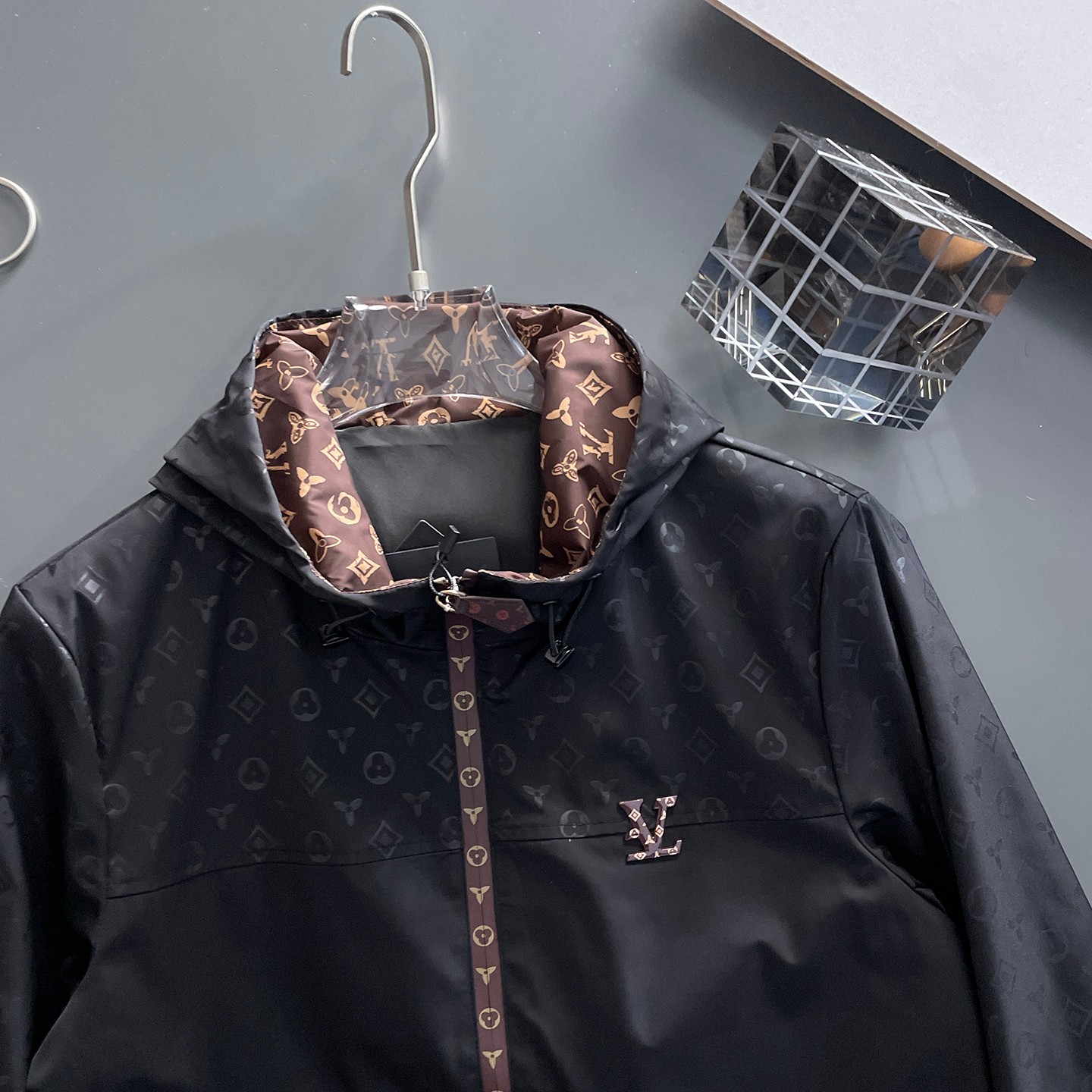 Louis Vuitton LV 三标齐全 提前发售 2026ss开春新款男士夹克外套 三标齐全高端版本 定制面料 透气舒适度高