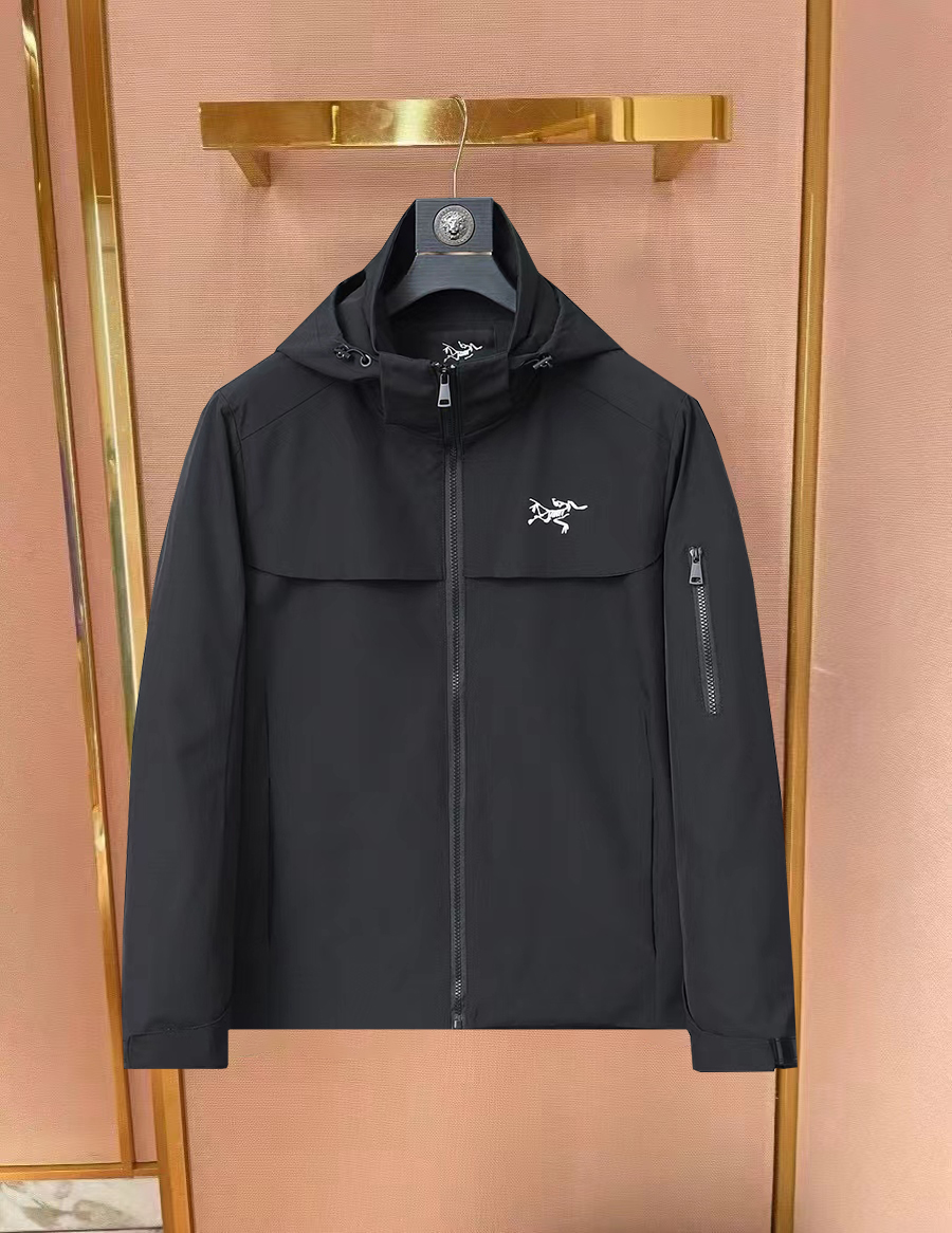 NO:734152,Same style as Arc’teryx official website, on sale in advance!  2026ss new spring men's jackets, original high-end version with three standards!  With hidden hood, custom-made fabrics at the counter, highly breathable and comfortable, impeccable details, brand element design concept, reflecting high quality. It feels delicate and soft!  It presents a casual cut and the upper body shape is awesome!  Size M～3XL, maximum wearing capacity is 195 catties.,arc'teryx,jackets & coats,jackets & coats,hats,19860909始祖鸟 官网同款,提前发售！2026ss开春新款男士夹克外套,原单三标齐全高端版本！带隐藏帽,专柜定制面料 透气舒适度高,细节无可挑剔,品牌元素设计理念,体现高品质.手感细腻柔软！呈现休闲裁剪,上身版型超赞！码数M～3XL,最大穿195斤.,arc'teryx,jackets & coats,jackets & coats,hats,,Men's clothing