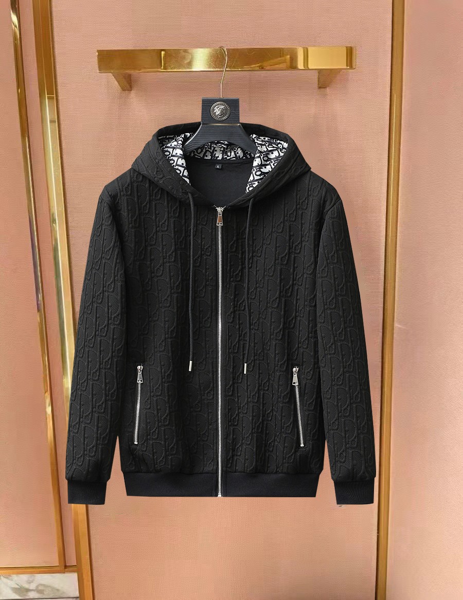 NO:734081,Same style as Dior official website, on sale in advance!  2026ss new spring men's jackets, original high-end version with three standards!  With hidden hood, custom-made fabrics at the counter, highly breathable and comfortable, impeccable details, brand element design concept, reflecting high quality. It feels delicate and soft!  It presents a casual cut and the upper body shape is awesome!  Size M～3XL, maximum wearing capacity is 195 catties.,,dior,jackets & coats,jackets & coats,hats,19860909迪奥 官网同款,提前发售！2026ss开春新款男士夹克外套,原单三标齐全高端版本！带隐藏帽,专柜定制面料 透气舒适度高,细节无可挑剔,品牌元素设计理念,体现高品质.手感细腻柔软！呈现休闲裁剪,上身版型超赞！码数M～3XL,最大穿195斤.,,dior,jackets & coats,jackets & coats,hats,,Men's clothing