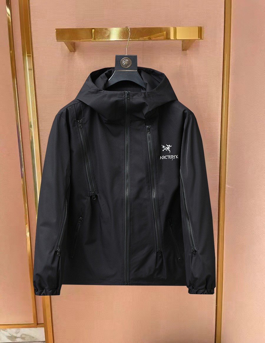 NO:734107,Same style as Arc’teryx official website, on sale in advance!  2026ss new spring men's jackets, original high-end version with three standards!  With hidden hood, custom-made fabrics at the counter, highly breathable and comfortable, impeccable details, brand element design concept, reflecting high quality. It feels delicate and soft!  It presents a casual cut and the upper body shape is awesome!  Size M～3XL, maximum wearing capacity is 195 catties.,arc'teryx,jackets & coats,jackets & coats,hats,19860909始祖鸟 官网同款,提前发售！2026ss开春新款男士夹克外套,原单三标齐全高端版本！带隐藏帽,专柜定制面料 透气舒适度高,细节无可挑剔,品牌元素设计理念,体现高品质.手感细腻柔软！呈现休闲裁剪,上身版型超赞！码数M～3XL,最大穿195斤.,arc'teryx,jackets & coats,jackets & coats,hats,,Men's clothing