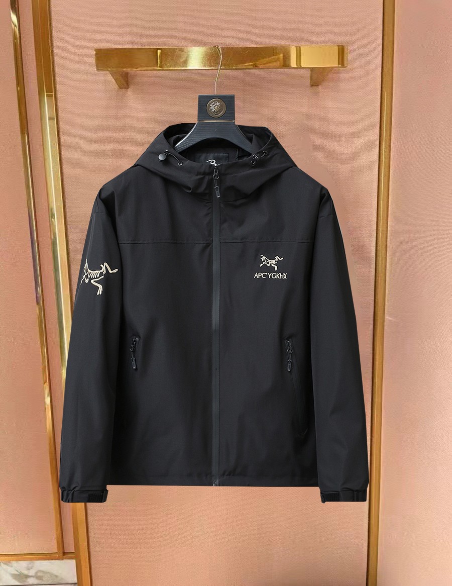 NO:734096,Same style as Arc’teryx official website, on sale in advance!  2026ss new spring men's jackets, original high-end version with three standards!  With hidden hood, custom-made fabrics at the counter, highly breathable and comfortable, impeccable details, brand element design concept, reflecting high quality. It feels delicate and soft!  It presents a casual cut and the upper body shape is awesome!  Size M～3XL, maximum wearing capacity is 195 catties.,arc'teryx,jackets & coats,jackets & coats,hats,19860909始祖鸟 官网同款,提前发售！2026ss开春新款男士夹克外套,原单三标齐全高端版本！带隐藏帽,专柜定制面料 透气舒适度高,细节无可挑剔,品牌元素设计理念,体现高品质.手感细腻柔软！呈现休闲裁剪,上身版型超赞！码数M～3XL,最大穿195斤.,arc'teryx,jackets & coats,jackets & coats,hats,,Men's clothing