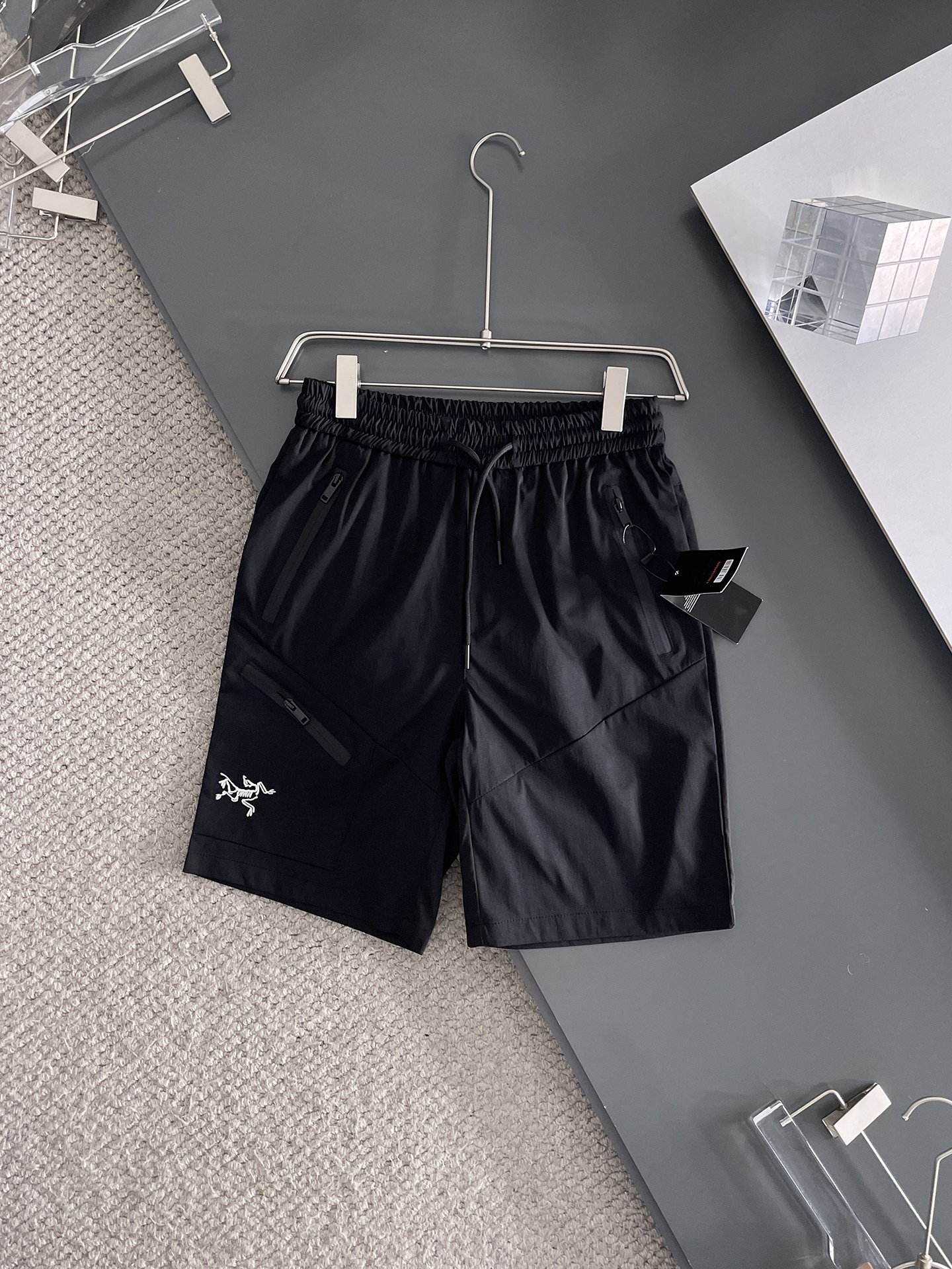Arc’teryx Clothing Shorts Online From China Designer
 Men Summer Collection Casual