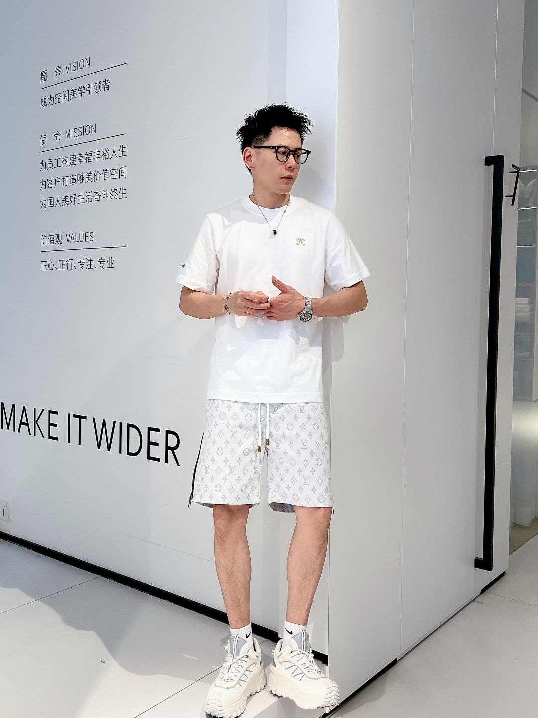 Louis Vuitton Designer
 Clothing Shorts Best Capucines Replica
 Men Summer Collection Casual