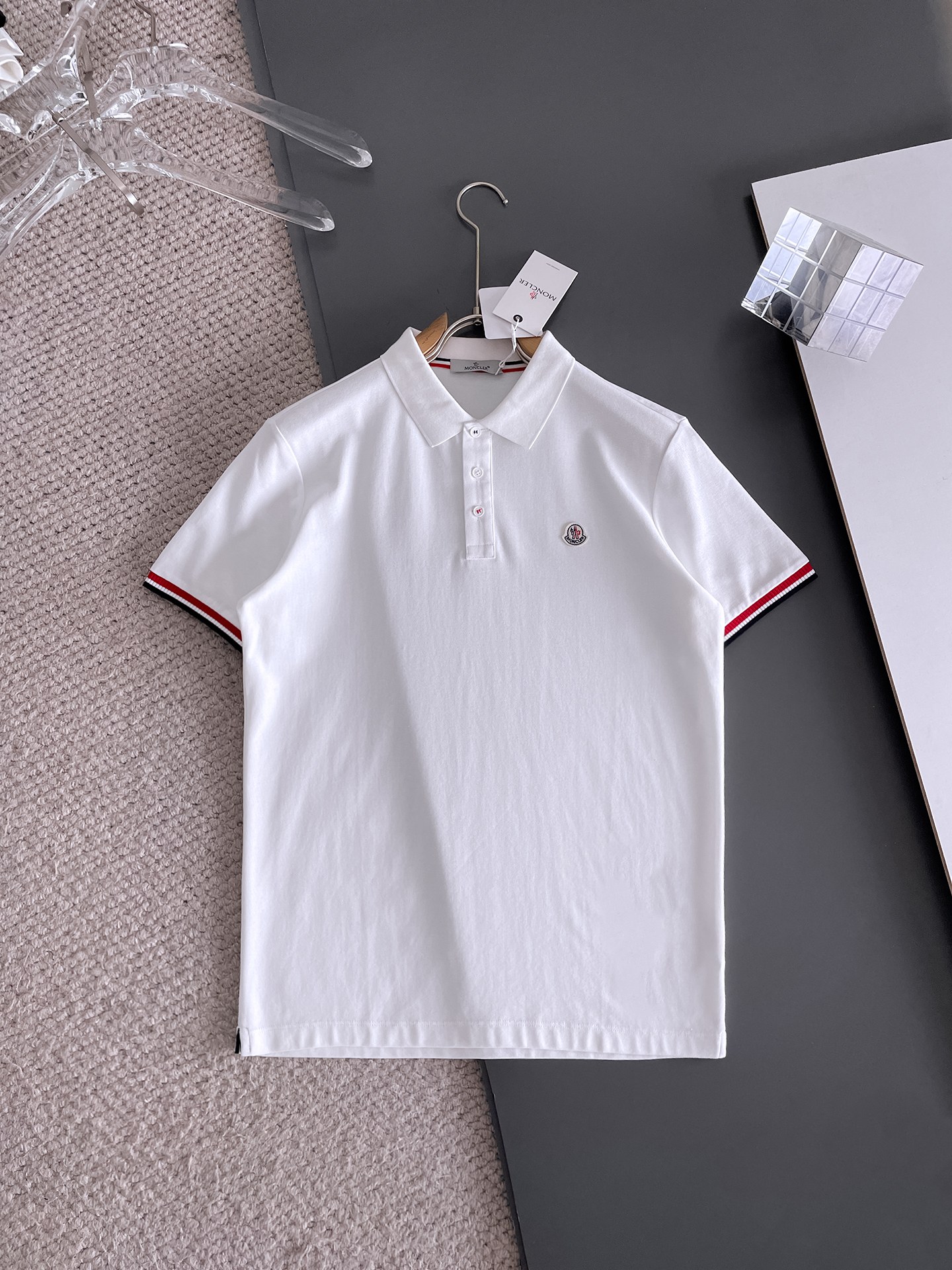 Moncler Kleidung Polo FAKE der höchsten Qualität
 Männer Baumwolle Sommerkollektion Fashion