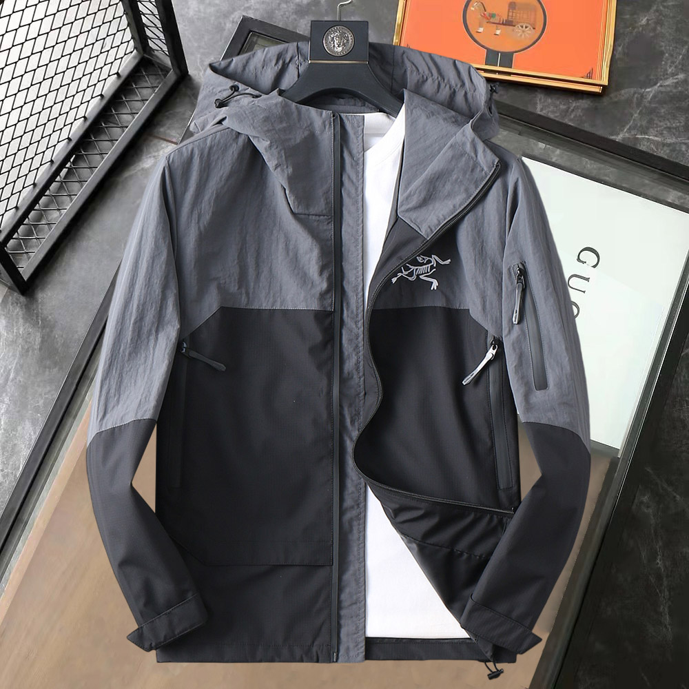 NO:758830,Arc'teryx official website of the same style, complete with three labels, on sale in advance. 2026ss new spring men's jacket, reversible original single with three labels, high-end version. Custom-made fabrics at the counter. Highly breathable and comfortable, impeccable details, brand element design concept, reflecting high quality. Delicate and soft feel. Casual tailoring, excellent upper body shape. Size M~3XL, maximum wear 195 catties, arc'teryx, jackets & coats, jackets & coats,19860909始祖鸟 官网同款,三标齐全,提前发售 2026ss开春新款男士夹克外套,双面穿原单三标齐全高端版本 专柜定制面料 透气舒适度高,细节无可挑剔,品牌元素设计理念,体现高品质.手感细腻柔软 呈现休闲裁剪,上身版型超赞 码数M～3XL,最大穿195斤,arc'teryx,jackets & coats,jackets & coats,,Men's clothing
