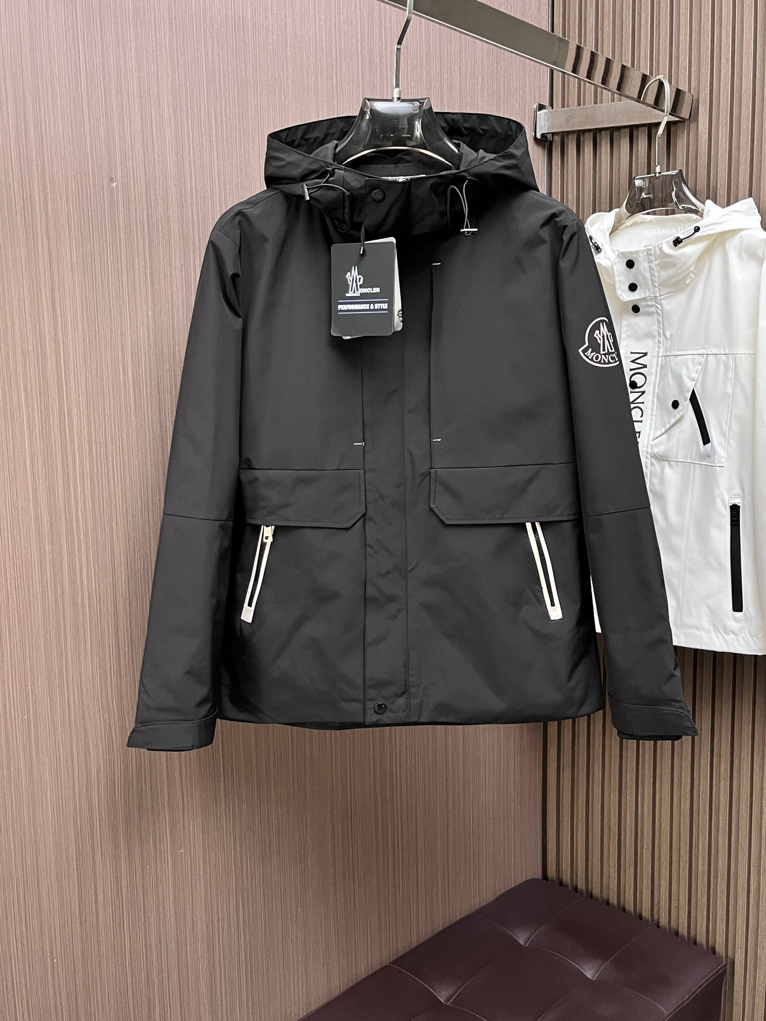 NO:141958,The same style on the official website, complete three standards, and is released in advance. 2025ss Spring New Men's Jacket Jacket, double-sided original single three standards, high-end version. Customized counter fabrics, breathable and comfortable, impeccable details, brand elements design concept, reflect high quality. The feel is delicate and soft, presents casual cut, and the upper body style is superb. Number of sizes M~3XL, maximum wear 195 catties, Moncler, jackets & coats, jackets & coats, alexander wang19860909蒙口 官网同款,三标齐全,提前发售 2025ss开春新款男士夹克外套,双面穿原单三标齐全高端版本 专柜定制面料 透气舒适度高,细节无可挑剔,品牌元素设计理念,体现高品质.手感细腻柔软 呈现休闲裁剪,上身版型超赞 码数M～3XL,最大穿195斤,,Moncler,jackets & coats,jackets & coats,alexander wang,Men's clothing