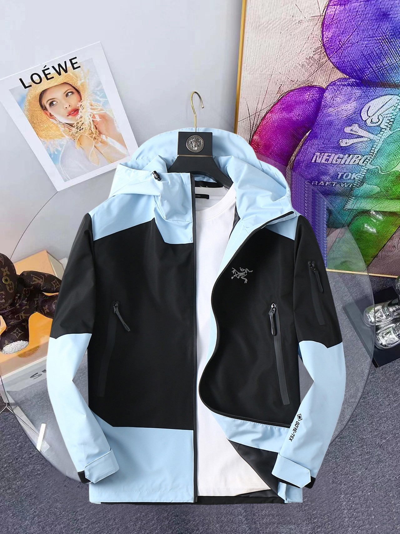 NO:648248,Same style as Arc'teryx official website, complete with three labels, on sale in advance. 2025 SS new men's jacket for autumn, double-sided original single with three labels, high-end version. Custom-made fabrics at the counter. Highly breathable and comfortable, impeccable details, brand element design concept, reflecting high quality. Delicate and soft feel. Casual tailoring, excellent upper body shape. Size M~3XL, maximum wear 195 catties, arc'teryx, jackets & coats, jackets &  coats,alexander wang19860909始祖鸟官网同款,三标齐全,提前发售 2025ss开秋新款男士夹克外套,双面穿原单三标齐全高端版本 专柜定制面料 透气舒适度高,细节无可挑剔,品牌元素设计理念,体现高品质.手感细腻柔软 呈现休闲裁剪,上身版型超赞 码数M～3XL,最大穿195斤,arc'teryx,jackets & coats,jackets & coats,alexander wang,Men's clothing