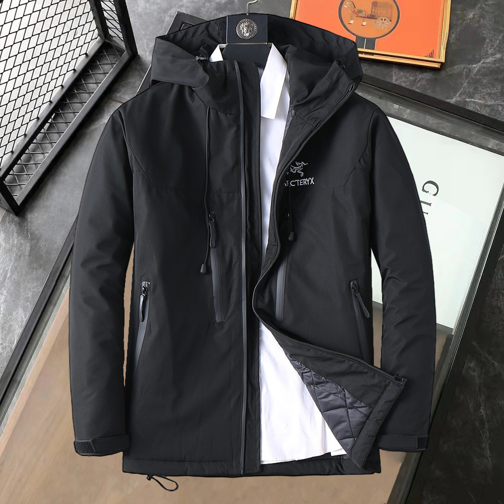 NO:595235,Arc'teryx's 2025ss winter new down jacket with all three standards, the new product on the show is in perfect condition, comfortable and warm, the color is full and attractive, the design is very outstanding, it can easily enhance the fashion sense, the workmanship is extremely sophisticated and rigorous, and the wiring is neat and meticulous!  A masterpiece from a famous designer!  The upper body does not look bloated and is super handsome!  Available size M ~ XXXL,arc'teryx,jackets & coats,down jacket,alexander wang19860909始祖鸟 三标齐全 2025ss冬季新款羽绒棉服外套,秀场新品品相非常完美,舒适保暖,色泽饱满诱人,非常出彩的设计,轻松将时髦感进阶,做工极为考究严谨,走线工整细致！大牌设计师巨作！上身不显臃肿、超级帅气！现货码数M ～ XXXL,arc'teryx,jackets & coats,down jacket,alexander wang,Men's clothing