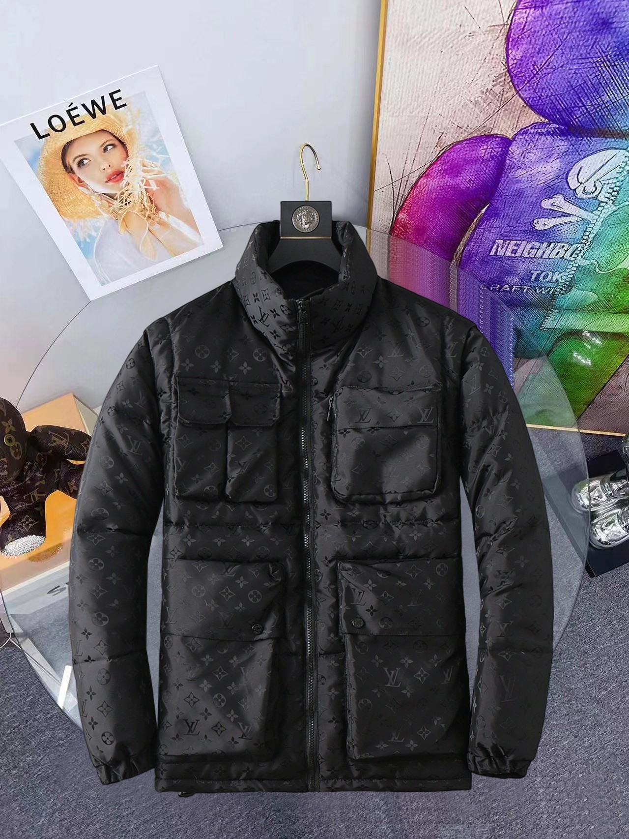 NO:648118,LV 2025ss new winter product, one garment, two ways to wear, fashionable top down jacket, filled with imported down, the highest quality on the market, imported fabrics, the highest standard of lining, never running down, accessories and hardware are all custom-made from the original factory, 10 years of focus on clothing production, ensuring the smoothness of each piece of clothing, the Rolls Royce of down jackets. Sizes M-L-XL-2XL-3XL,, louis vuitton, down jacket, alexander wang19860909LV 2025ss冬季新品,一衣两种穿法时尚顶级羽绒服 填充进口羽绒朵,市面最高品质,进口面料,里布最高标准,绝不跑绒,辅料五金全部原厂定做,10年专注服装生产,保证每件衣服的平整性,羽绒服界的劳斯莱斯 尺码M-L-XL-2XL-3XL,,louis vuitton,down jacket,alexander wang,Men's clothing