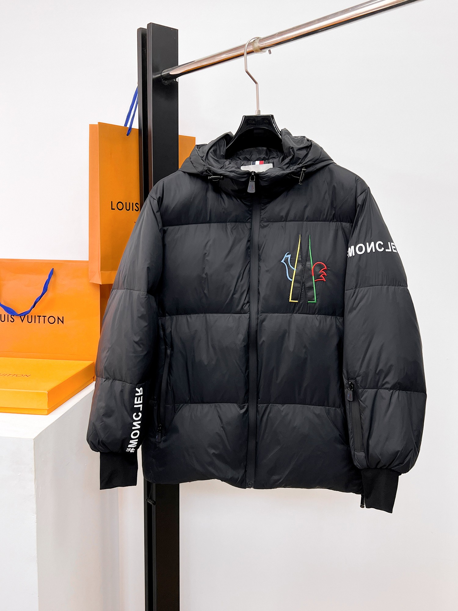 The Best Quality Replica
 Moncler Clothing Down Jacket Unisex Fall/Winter Collection