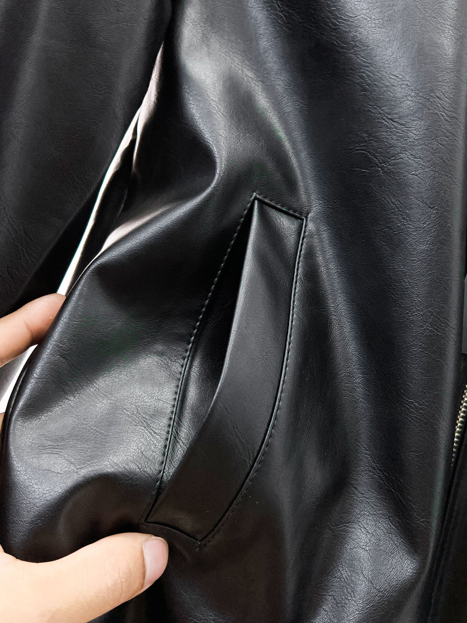 2025 New Men’s Leather Jacket: High-End Design with Hidden Hats and Impeccable Detail - 图片 8