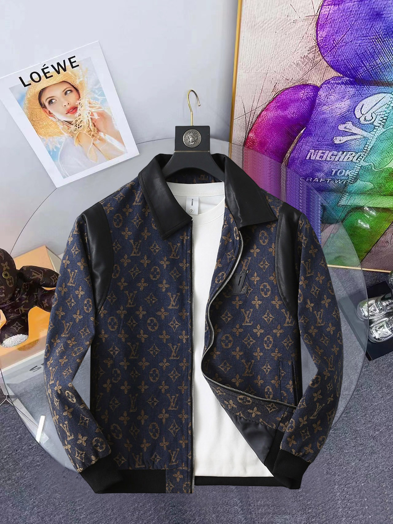 NO:648310,Armani official website has the same style, complete with three labels, on sale in advance. 2025ss new autumn men's ox jacket, reversible original single with three labels, high-end version. Custom-made fabrics at the counter. Highly breathable and comfortable, impeccable details, brand element design concept, reflecting high quality. Delicate and soft hand feel. Casual tailoring, excellent upper body shape. Size M～3XL, maximum wear 195 catties, armani,jackets & coats,jackets & coats,alexander  wang19860909阿玛尼官网同款,三标齐全,提前发售 2025ss开秋新款男士牛子夹克外套,双面穿原单三标齐全高端版本 专柜定制面料 透气舒适度高,细节无可挑剔,品牌元素设计理念,体现高品质.手感细腻柔软 呈现休闲裁剪,上身版型超赞 码数M～3XL,最大穿195斤,,armani,jackets & coats,jackets & coats,alexander wang,Men's clothing