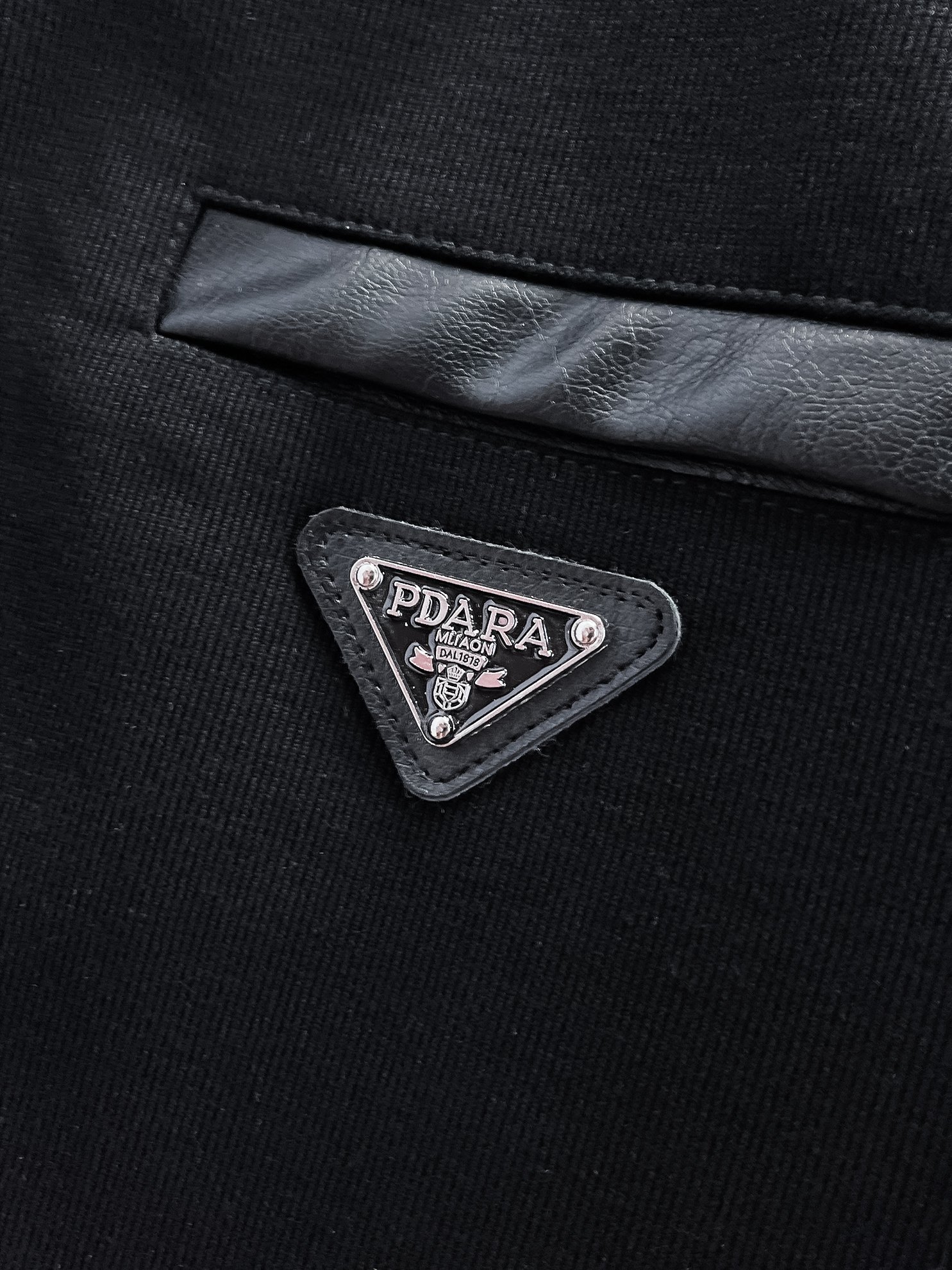 Prada P990 Online Sale: 2025 Men’s Leather Jacket with High-End Features - 图片 6