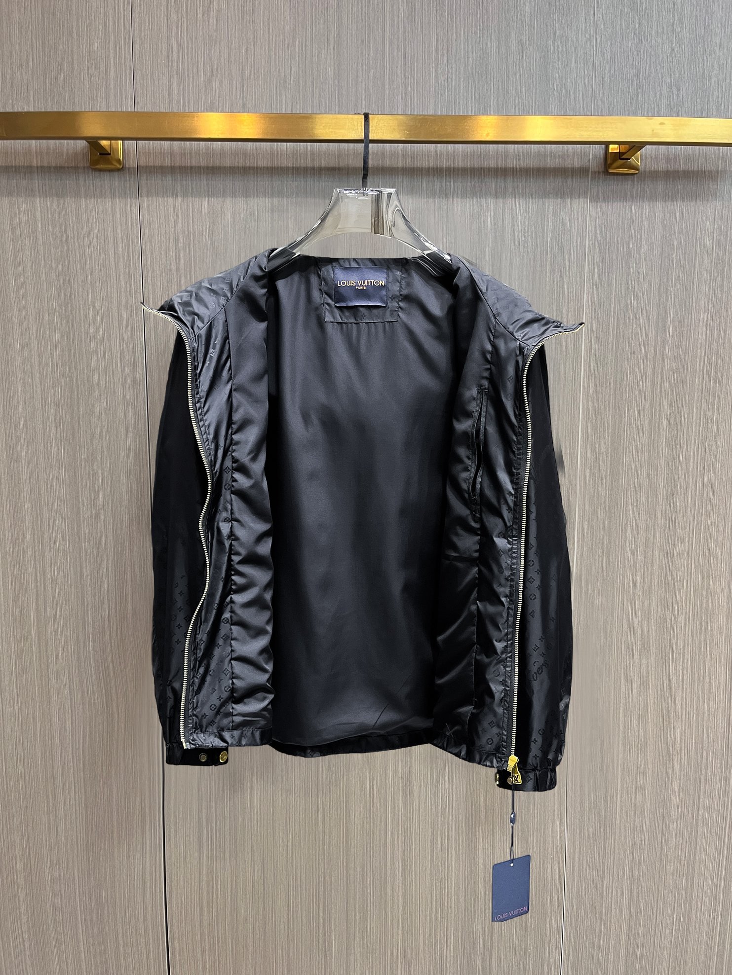 Louis Vuitton LV 提前发售 2026ss新款男士夹克外套 三标齐全高端版本 带隐藏帽