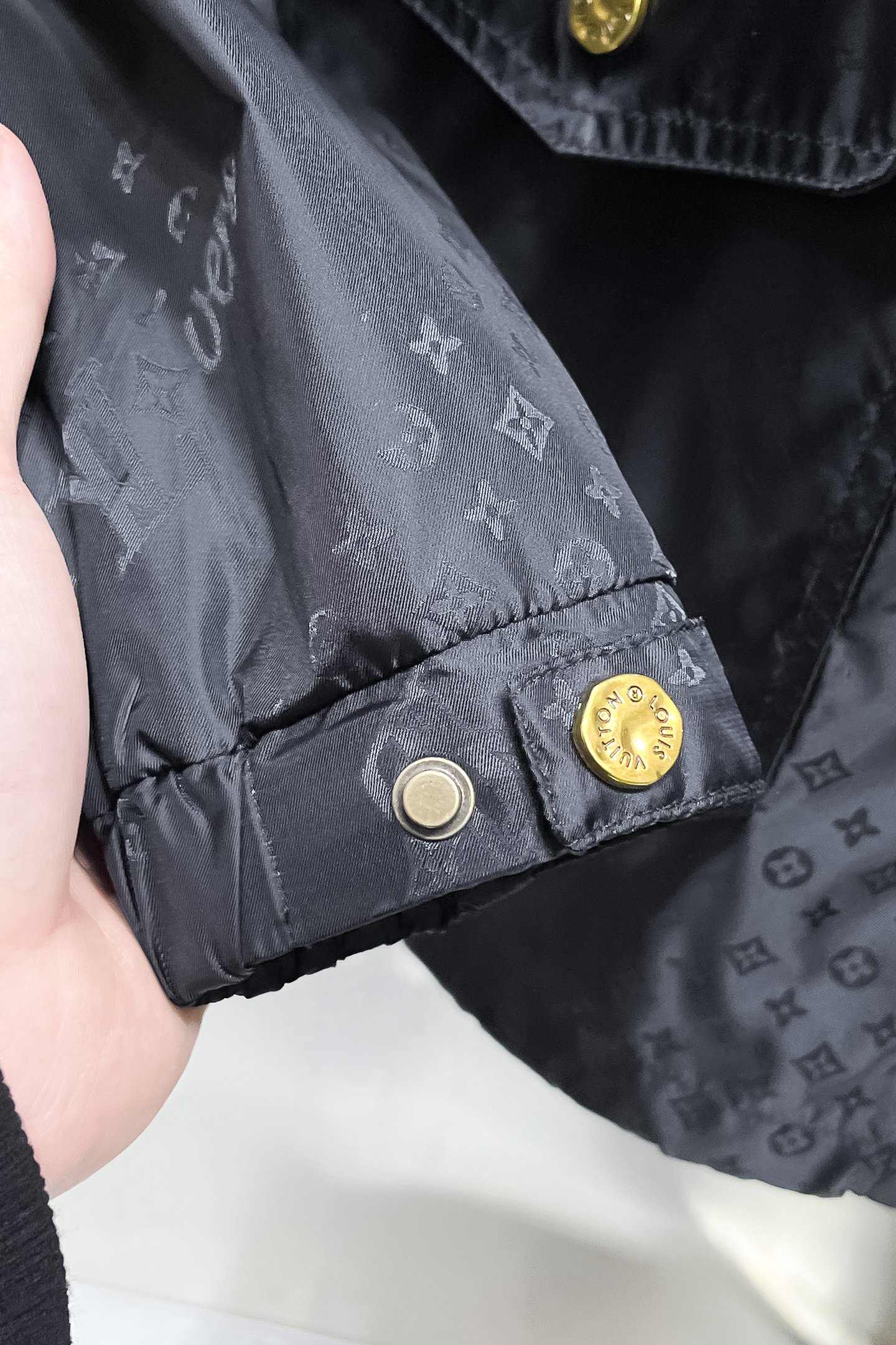 Louis Vuitton LV 提前发售 2026ss新款男士夹克外套 三标齐全高端版本 带隐藏帽