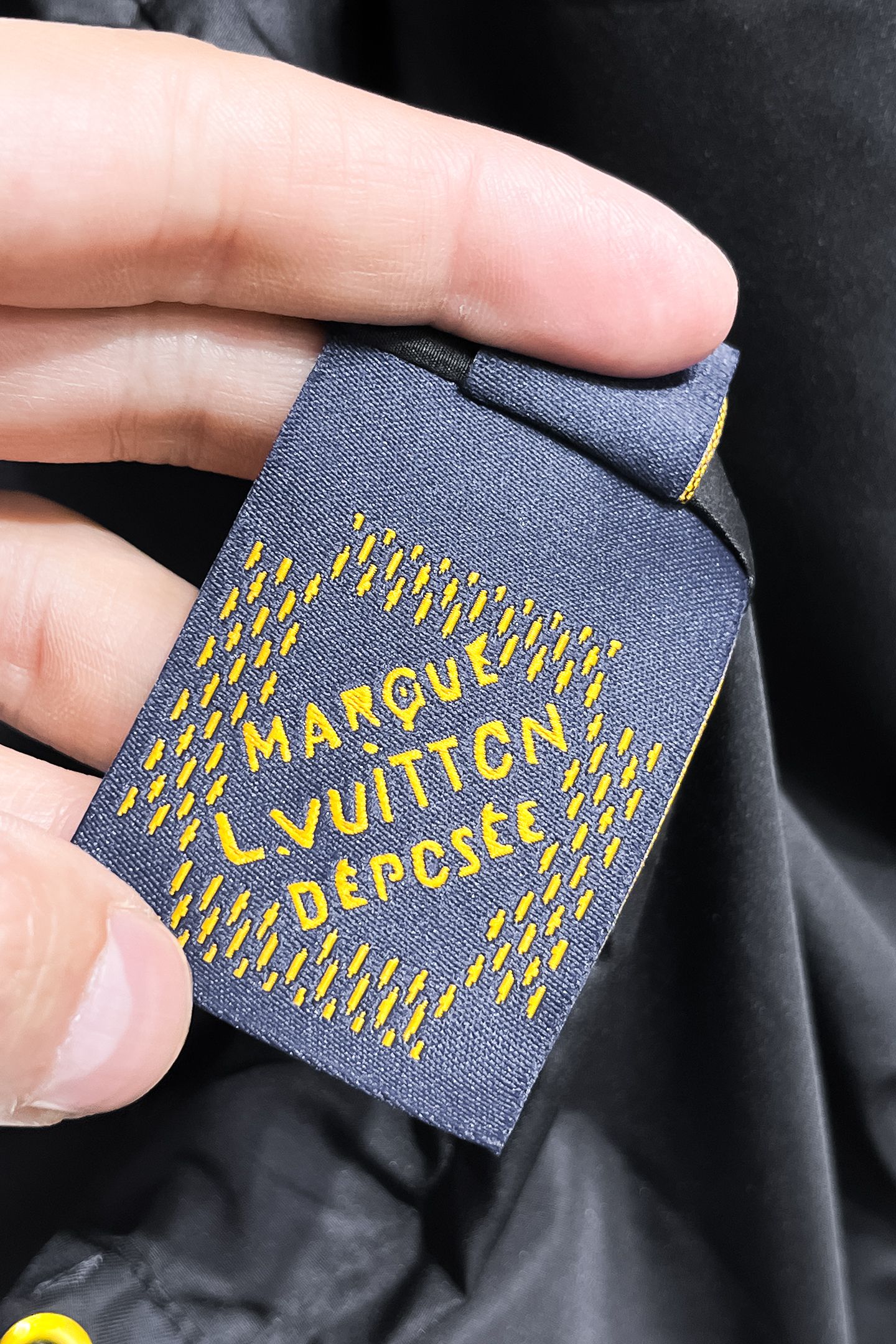 Louis Vuitton LV 提前发售 2026ss新款男士夹克外套 三标齐全高端版本 带隐藏帽