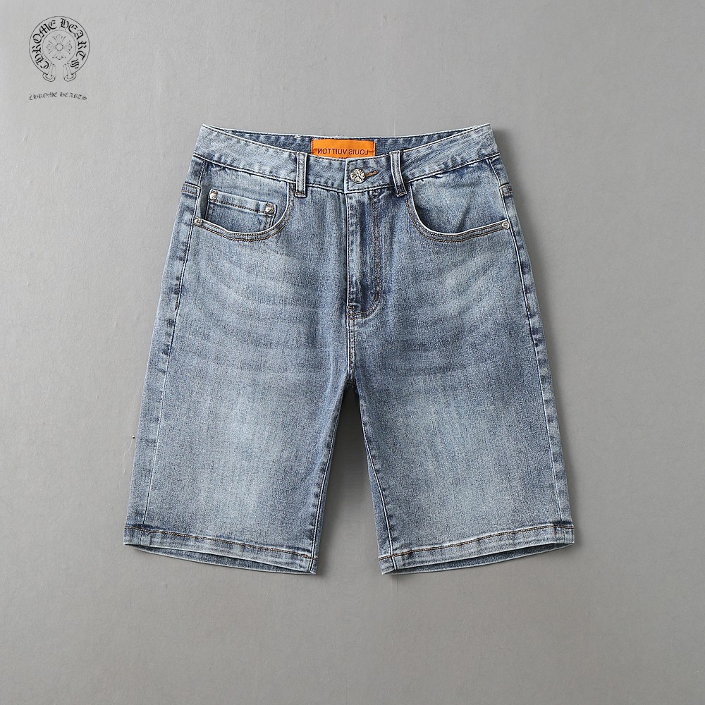 NO:950056,Croxin 2026 new summer men's jeans shorts, heavy craftsmanship, advanced custom fabrics, breathable fabrics, extremely breathable, elastic and comfortable, impeccable details, top accessories, original logo design concept, delicate and soft feel!  The upper body fit is awesome!  Size 29-36,,chrome hearts,shorts,jeans,19860909克罗心 2026年夏季新款男士牛仔裤短裤,重工艺高级定制面料透气面料 透气弹力舒适度极高,细节无可挑剔,顶级辅料配备,原版logo设计理念,手感细腻柔软！上身版型超赞！尺码29-36,,chrome hearts,shorts,jeans,,Men's clothing