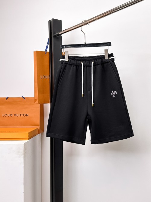 Louis Vuitton 2025 Summer Men's Casual Shorts - Breathable & Comfortable 1 Louis Vuitton 2025 Summer Men's Casual Shorts - Breathable & Comfortable
