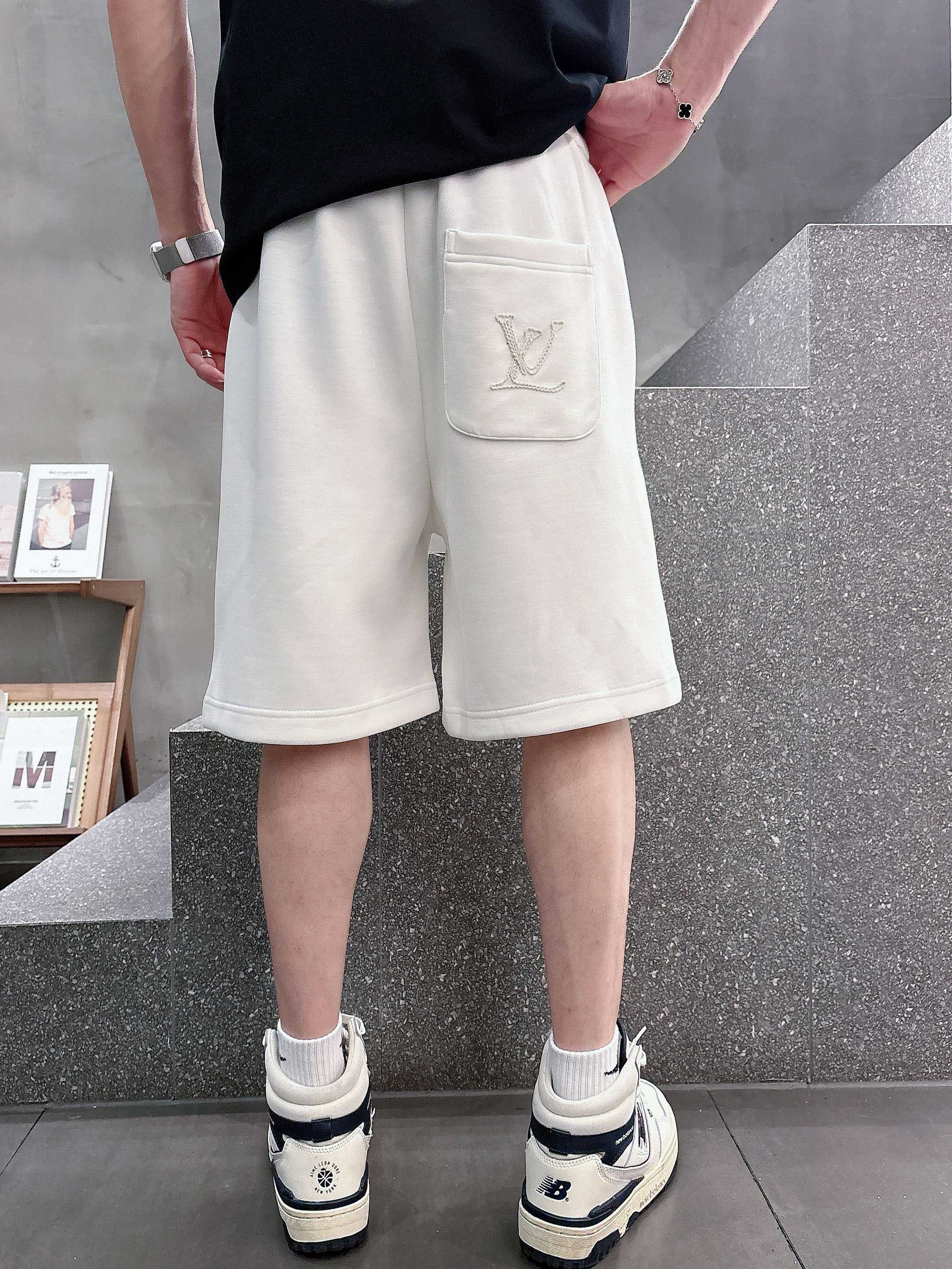 Louis Vuitton 2025 Summer Men's Casual Shorts - Breathable & Comfortable 3 a1747902936291 7325