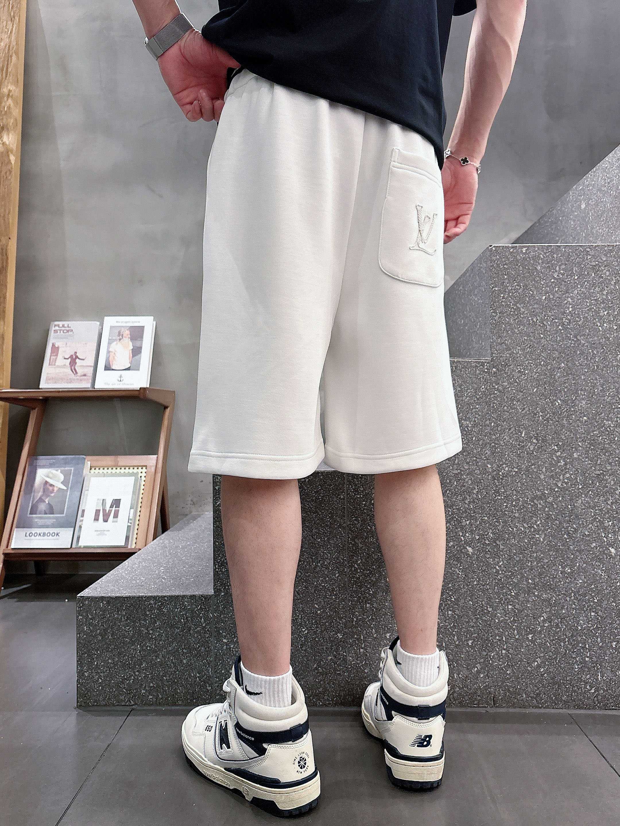 Louis Vuitton 2025 Summer Men's Casual Shorts - Breathable & Comfortable 9 a1747902938265 5244