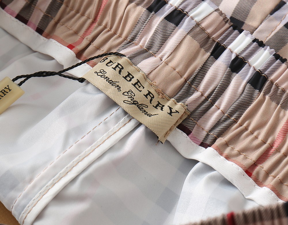 Burberry 巴宝莉 2026ss夏季新款 休闲短裤