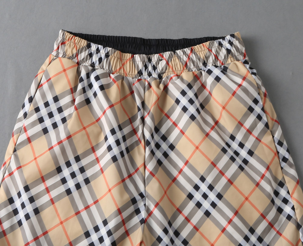 Burberry 巴宝莉 2026ss夏季新款 休闲双面穿短裤