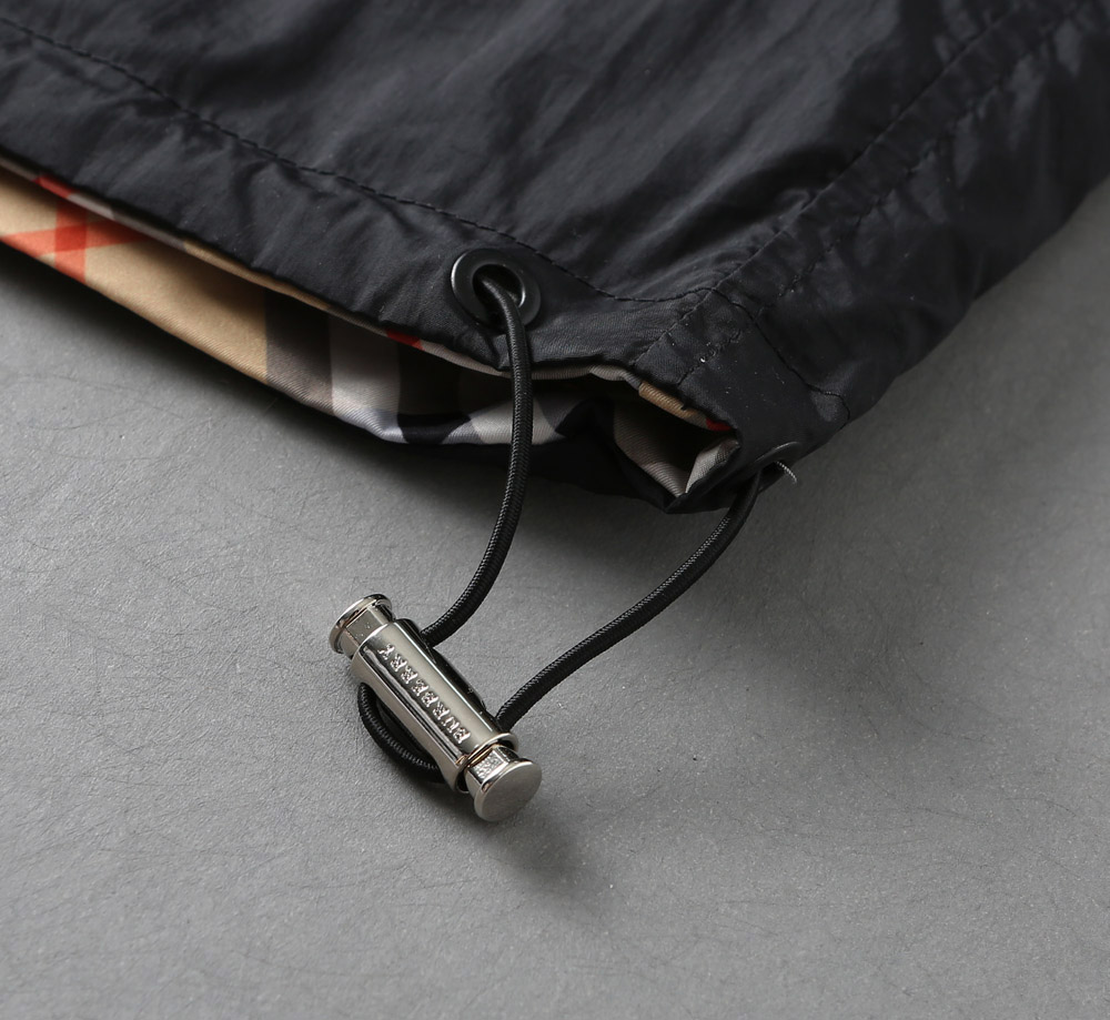 Burberry 巴宝莉 2026ss夏季新款 休闲双面穿短裤