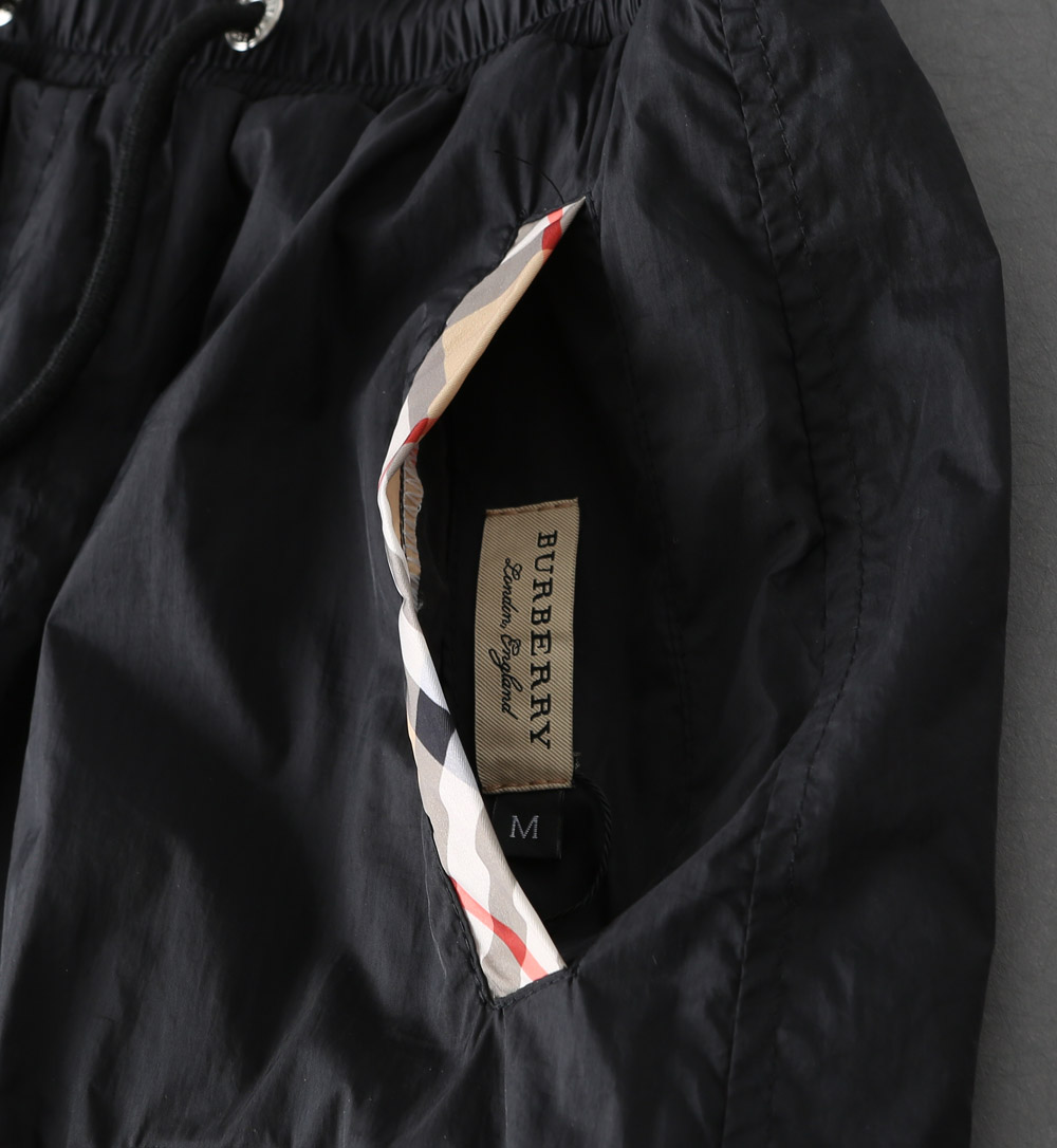 Burberry 巴宝莉 2026ss夏季新款 休闲双面穿短裤