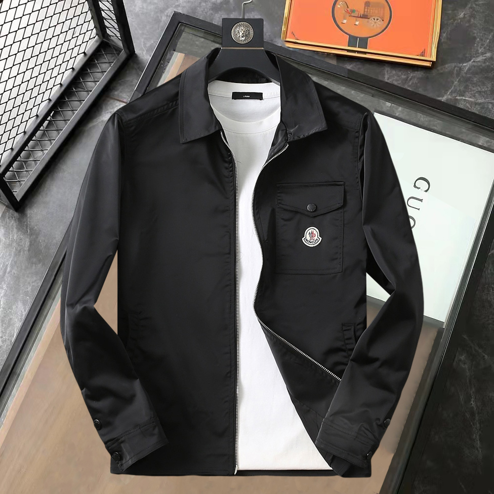 NO:758890,Same style as Mengkou official website, on sale in advance!  2026ss new spring men's jackets, original high-end version with three standards!  With hidden hood, custom-made fabrics at the counter, highly breathable and comfortable, impeccable details, brand element design concept, reflecting high quality. It feels delicate and soft!  It presents a casual cut and the upper body shape is awesome!  Size M～3XL, maximum wearing capacity is 195 catties.,,Moncler,jackets & coats,jackets & coats,hats,19860909蒙口官网同款,提前发售！2026ss开春新款男士夹克外套,原单三标齐全高端版本！带隐藏帽,专柜定制面料 透气舒适度高,细节无可挑剔,品牌元素设计理念,体现高品质.手感细腻柔软！呈现休闲裁剪,上身版型超赞！码数M～3XL,最大穿195斤.,,Moncler,jackets & coats,jackets & coats,hats,,Men's clothing