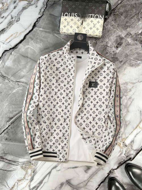 Louis Vuitton 2025SS Men's Jacket - Designer Fabric, Comfortable Fit 1 Louis Vuitton 2025SS Men's Jacket - Designer Fabric, Comfortable Fit
