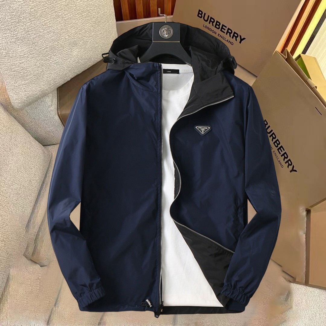NO:953414,Same style on Prada official website, complete with three labels, on sale in advance. 2026ss new autumn men's reversible jacket, reversible original single with three labels, high-end version. Custom-made fabrics at the counter. Highly breathable and comfortable, impeccable details, brand element design concept, reflecting high quality. Delicate and soft feel. Casual tailoring, excellent upper body size. Size M~3XL, maximum wear 195 catties,, prada, jackets & coats, jackets & coats,19860909普拉达官网同款,三标齐全,提前发售 2026ss开秋新款男士双面穿夹克外套,双面穿原单三标齐全高端版本 专柜定制面料 透气舒适度高,细节无可挑剔,品牌元素设计理念,体现高品质.手感细腻柔软 呈现休闲裁剪,上身版型超赞 码数M～3XL,最大穿195斤,,prada,jackets & coats,jackets & coats,,Men's clothing