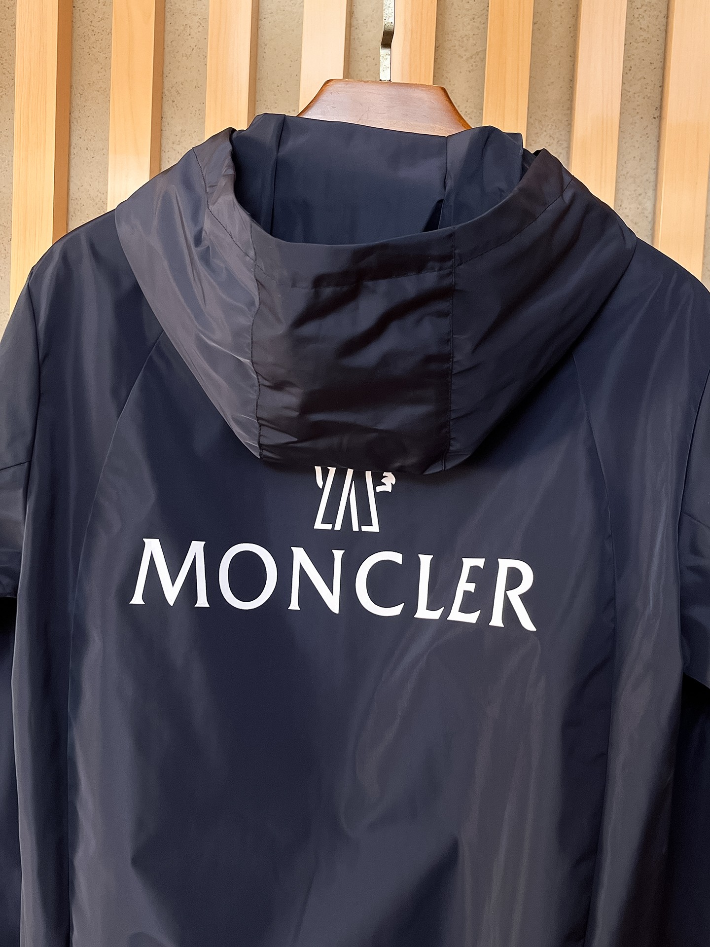 🌟🌟蒙口、2025新款男士休闲定制夹克外套。穿上简约干练的休闲外套，瞬间重回时髦霸气，又是活力满满的状态