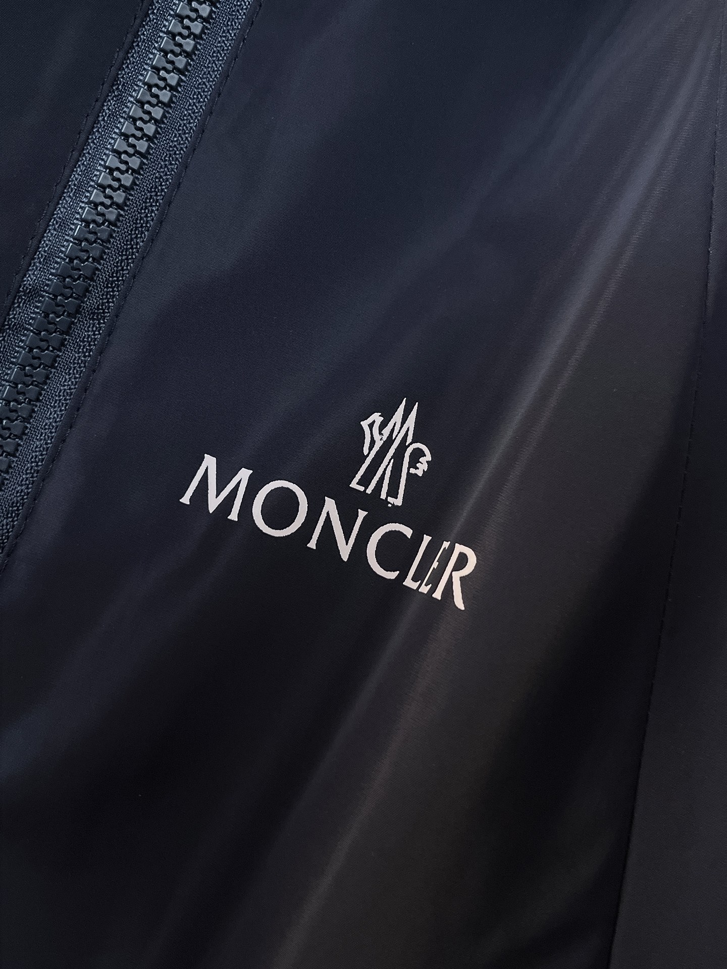 🌟🌟蒙口、2025新款男士休闲定制夹克外套。穿上简约干练的休闲外套，瞬间重回时髦霸气，又是活力满满的状态