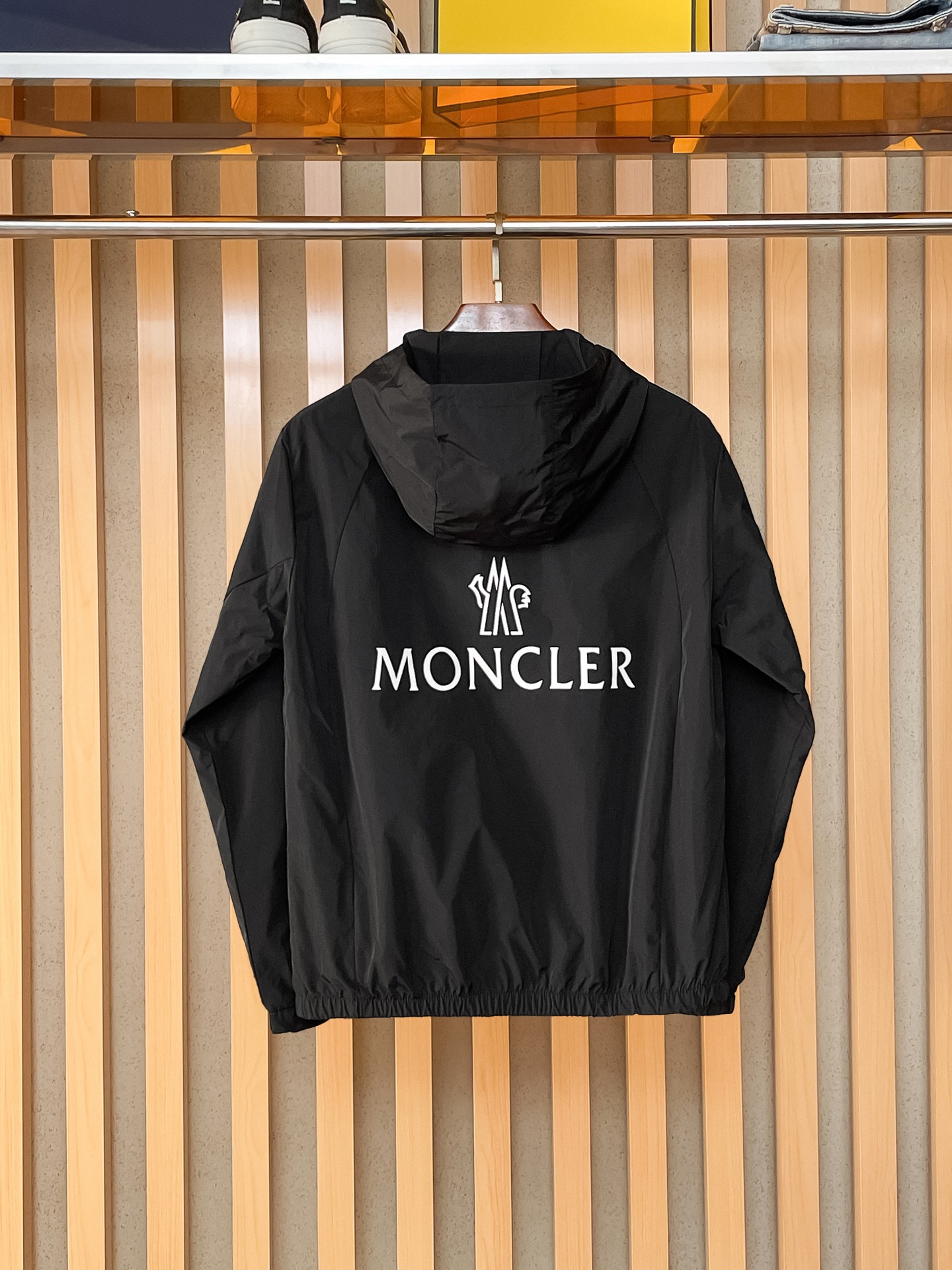 🌟🌟蒙口、2025新款男士休闲定制夹克外套。穿上简约干练的休闲外套，瞬间重回时髦霸气，又是活力满满的状态