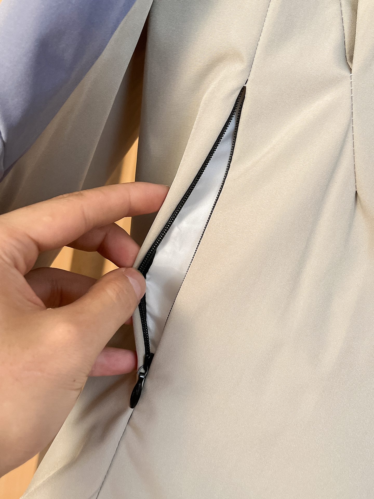 🌟🌟始祖鸟、2025新款男士休闲定制夹克外套。穿上简约干练的休闲外套，瞬间重回时髦霸气，又是活力满满的状