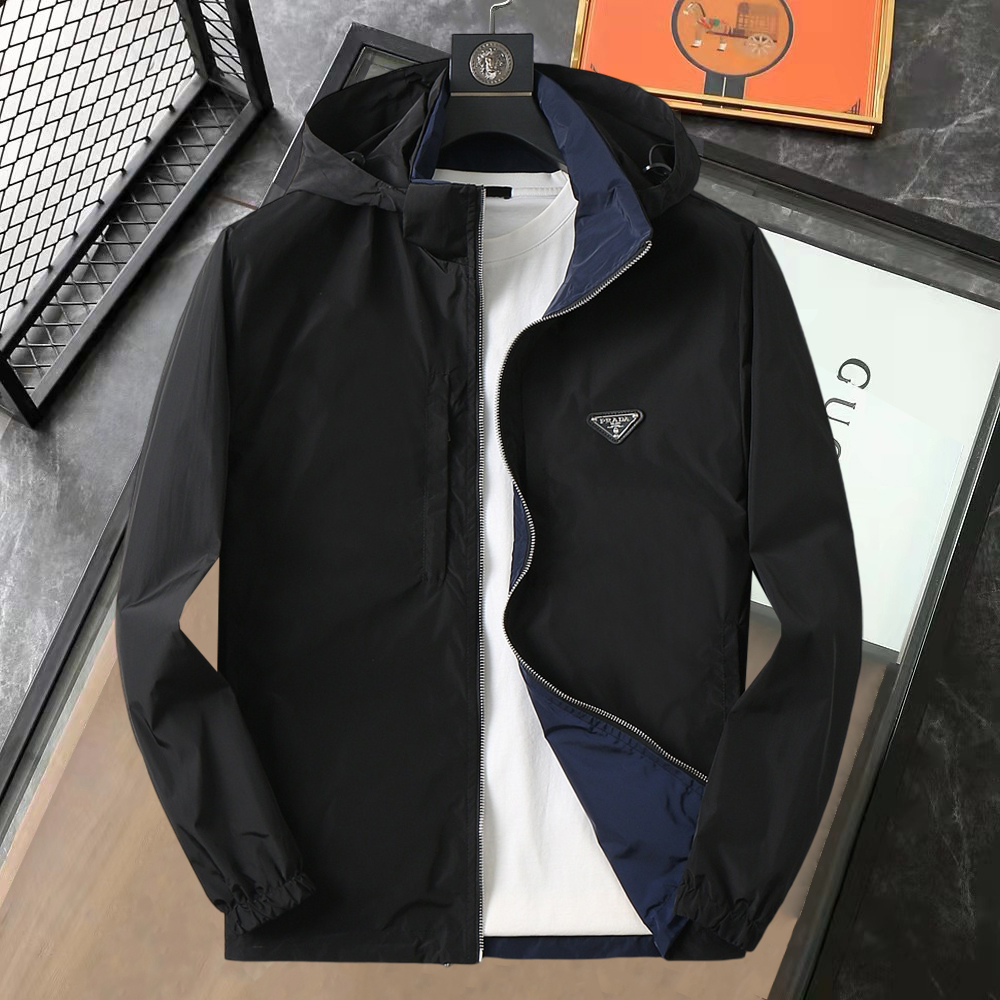 NO:758934,Same style on Prada official website, on sale in advance!  2026ss new spring men's reversible jacket, original single and three-label complete high-end version!  With hidden hood, custom-made fabrics at the counter, highly breathable and comfortable, impeccable details, brand element design concept, reflecting high quality. It feels delicate and soft!  It presents a casual cut and the upper body shape is awesome!  Size M～3XL, maximum wearing capacity is 195 catties.,,prada,jackets & coats,jackets & coats,hats,19860909普拉达官网同款,提前发售！2026ss开 春新款男士双面穿夹克外套,原单三标齐全高端版本！带隐藏帽,专柜定制面料 透气舒适度高,细节无可挑剔,品牌元素设计理念,体现高品质.手感细腻柔软！呈现休闲裁剪,上身版型超赞！码数M～3XL,最大穿195斤.,,prada,jackets & coats,jackets & coats,hats,,Men's clothing